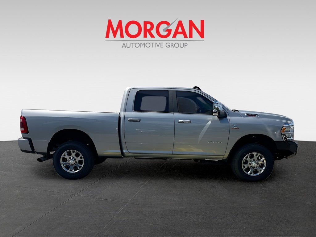 Used 2023 Silver Ram Laramie image 8
