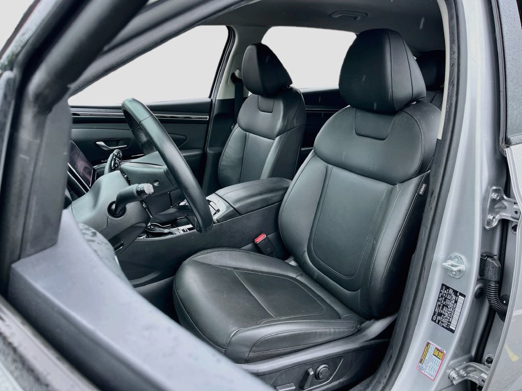 Used 2023 Silver Hyundai XRT image 21