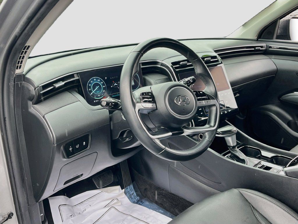 Used 2023 Silver Hyundai XRT image 9