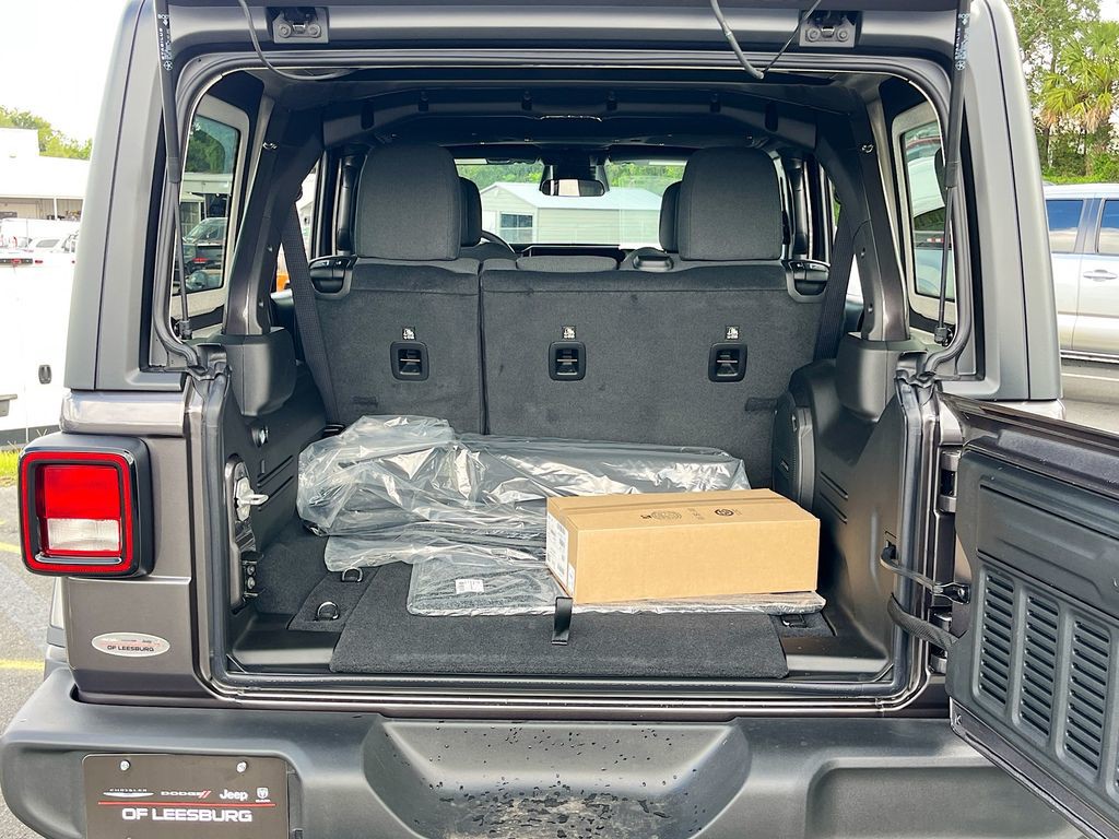 New 2026 Gray Jeep 85th Anniversary Edition image 23