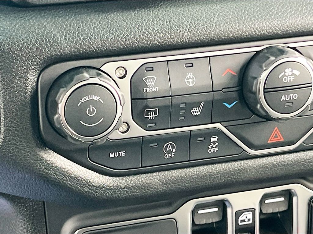 New 2026 Gray Jeep 85th Anniversary Edition image 18