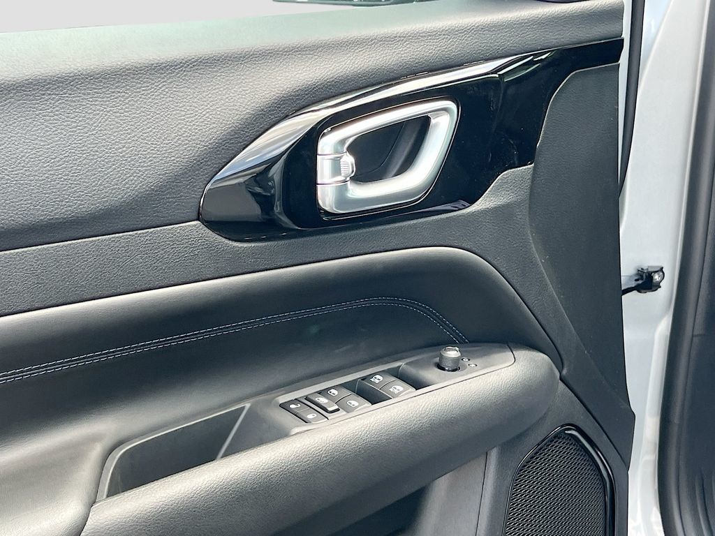 New 2026 Silver Jeep Limited image 16