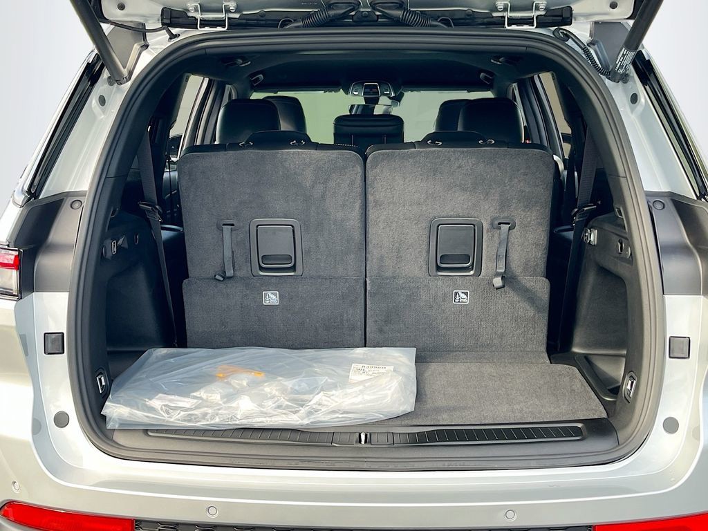 New 2026 Silver Jeep Laredo image 22