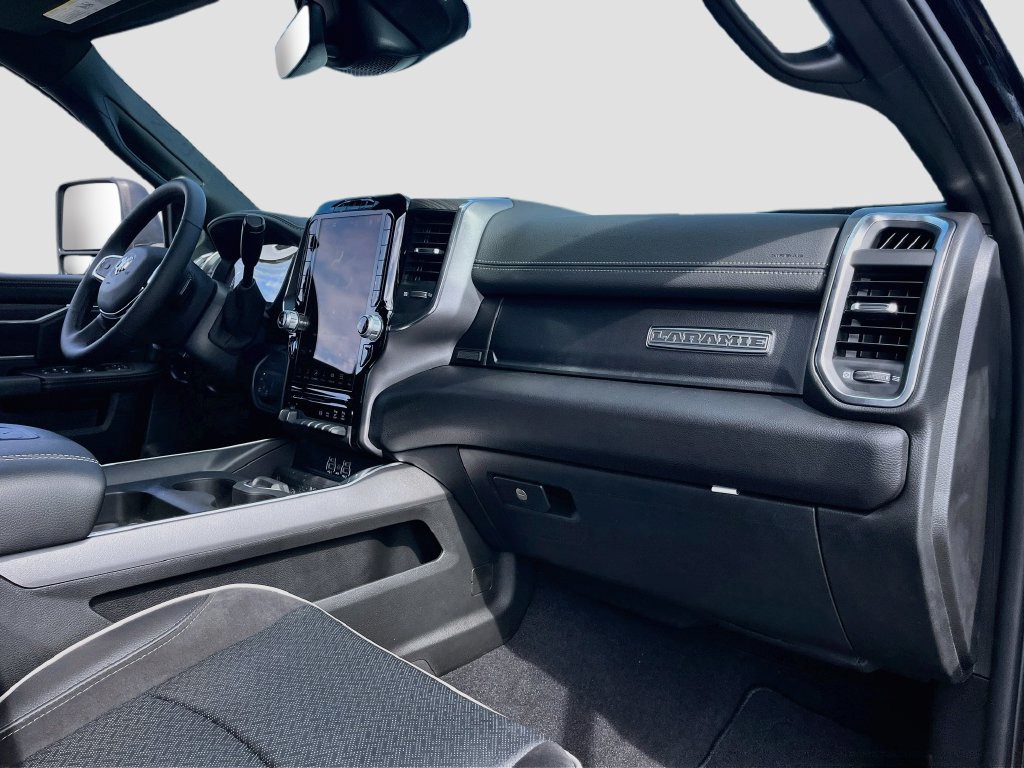 2026 RAM 2500 Laramie - Photo 29