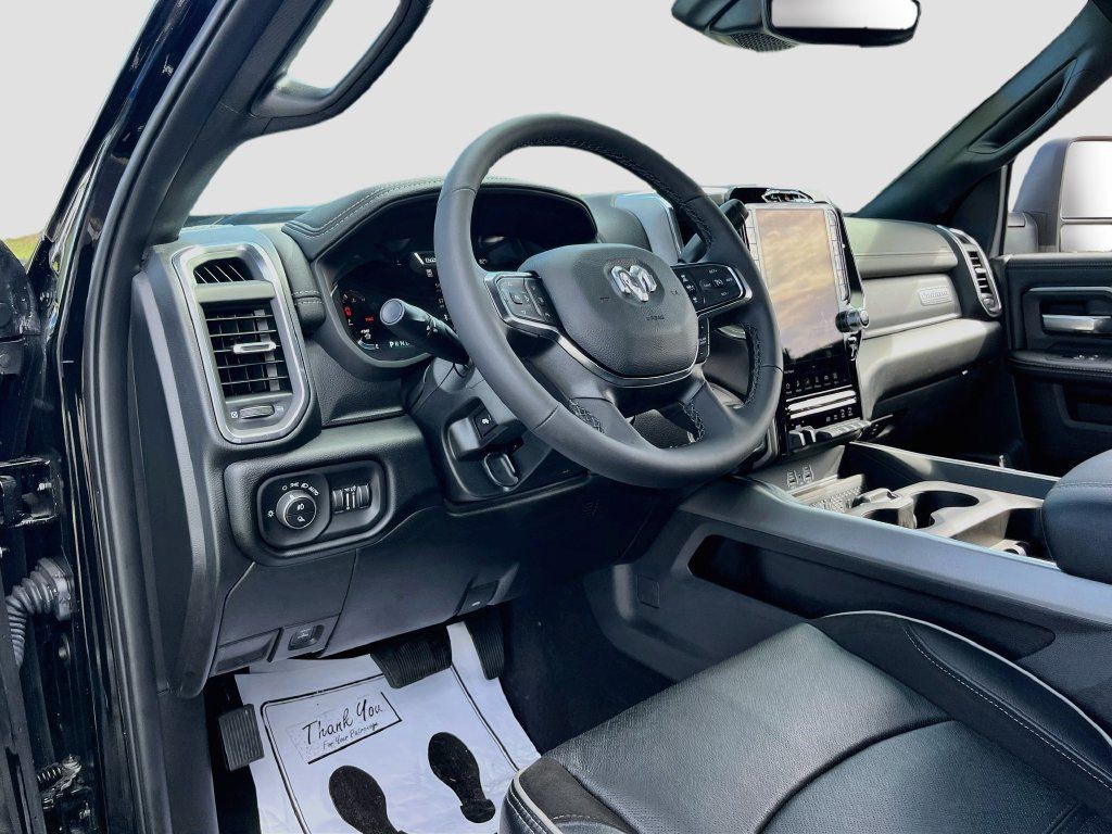2026 RAM 2500 Laramie - Photo 9
