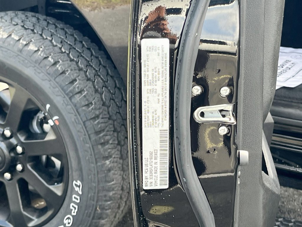 2026 RAM 2500 Laramie - Photo 31