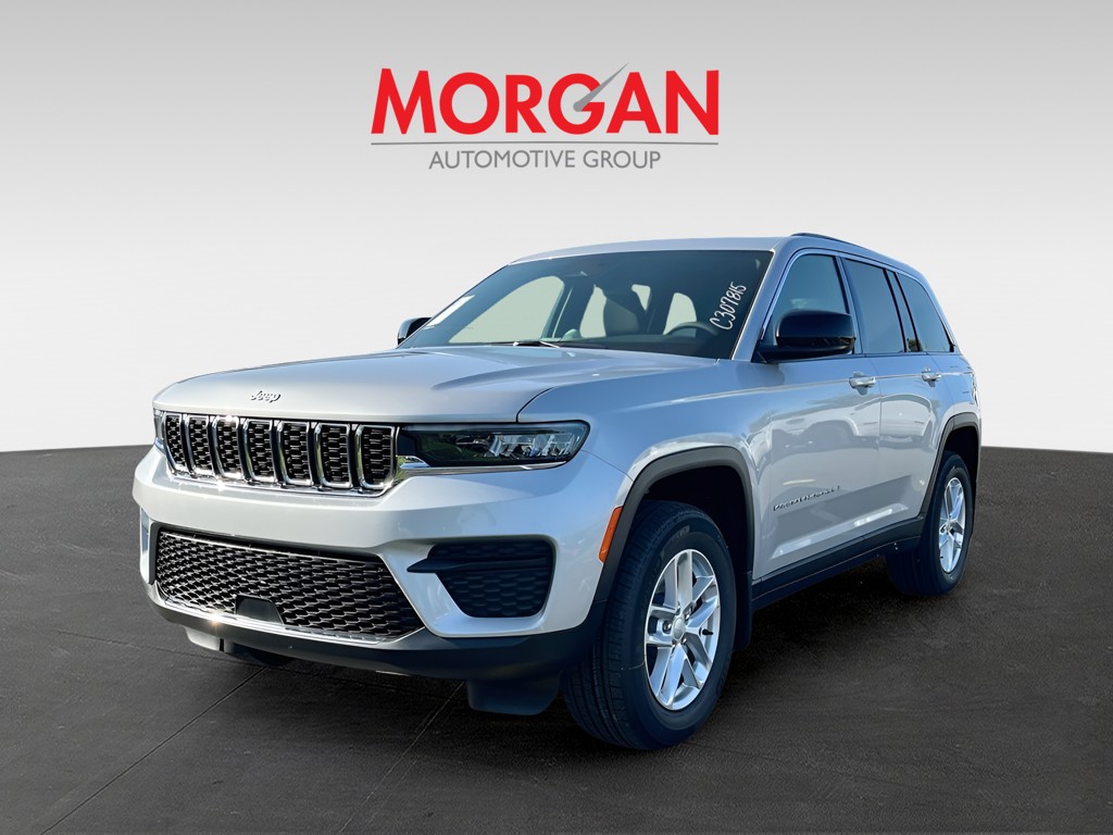 New 2026 Silver Jeep Laredo X image 3