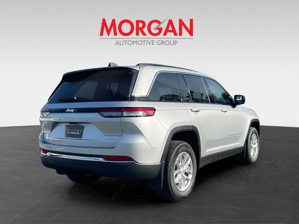 New 2026 Silver Jeep Laredo X image 7