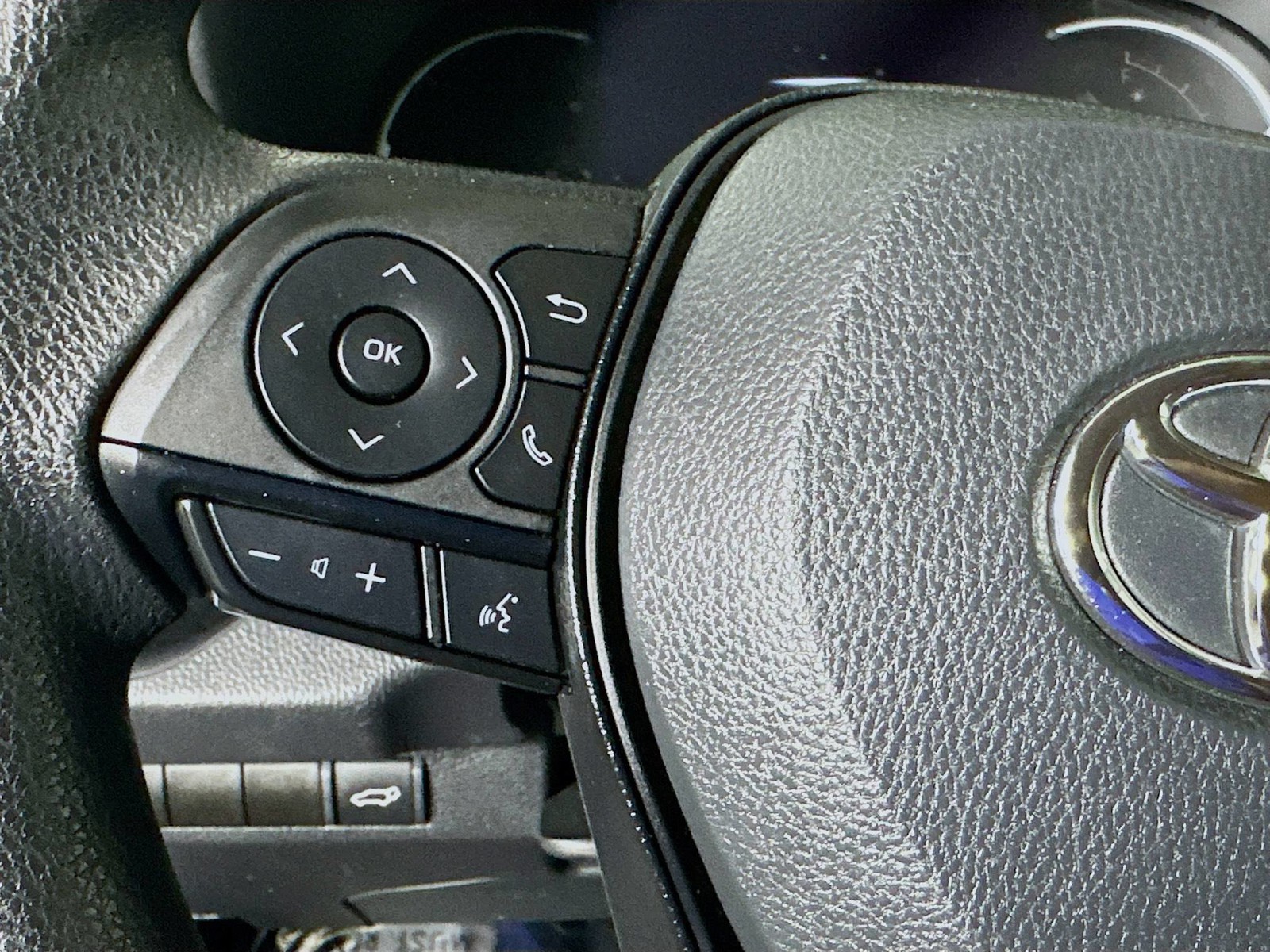Used 2024 Magnetic Gray Metallic Toyota XLE image 16