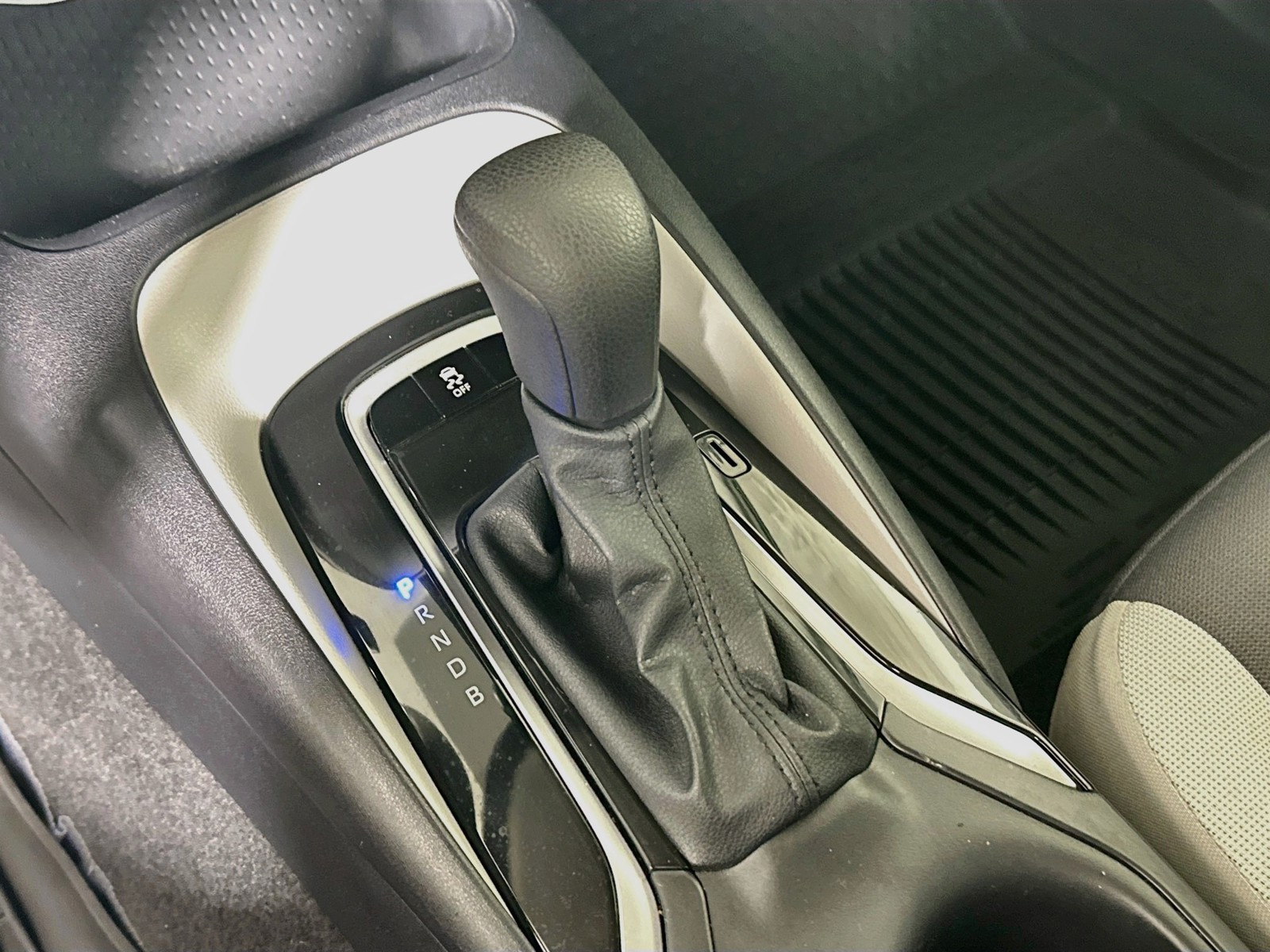 Certified Used 2026 Classic Silver Metallic Toyota LE image 20