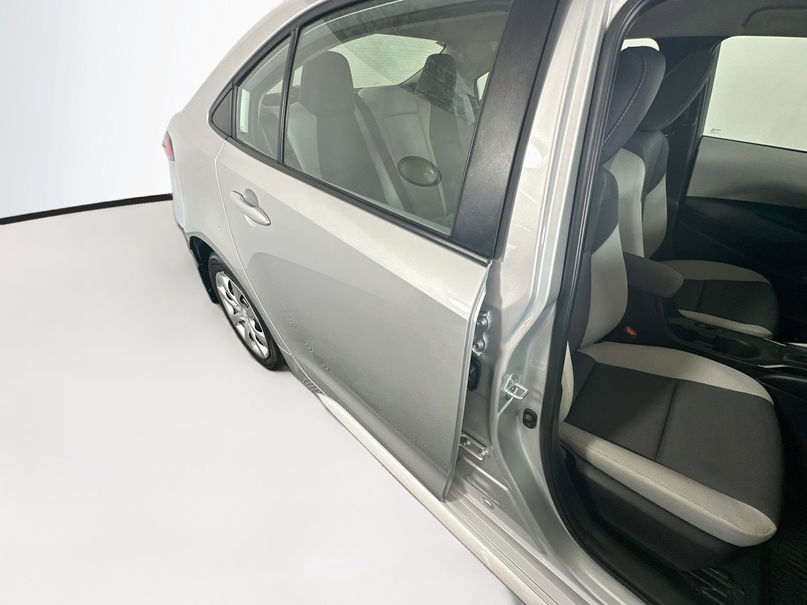 Certified Used 2026 Classic Silver Metallic Toyota LE image 27