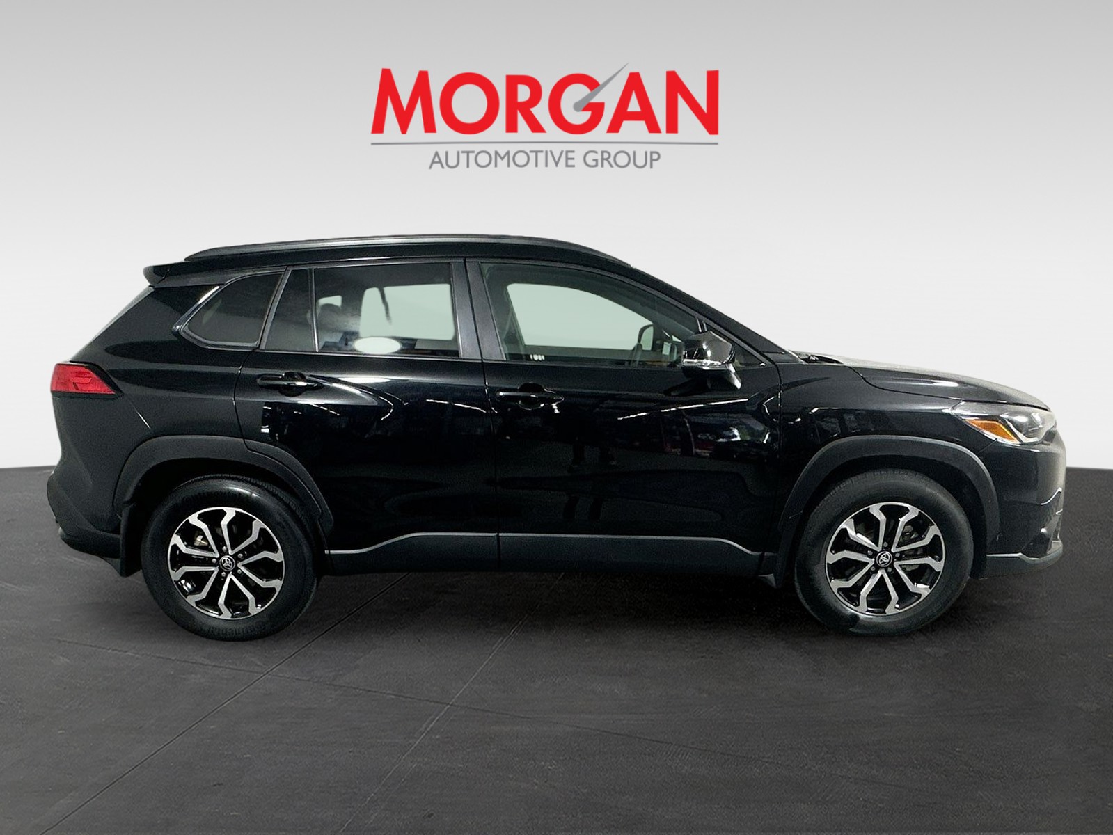 Certified Used 2025 Jet Black Toyota Hybrid SE image 2