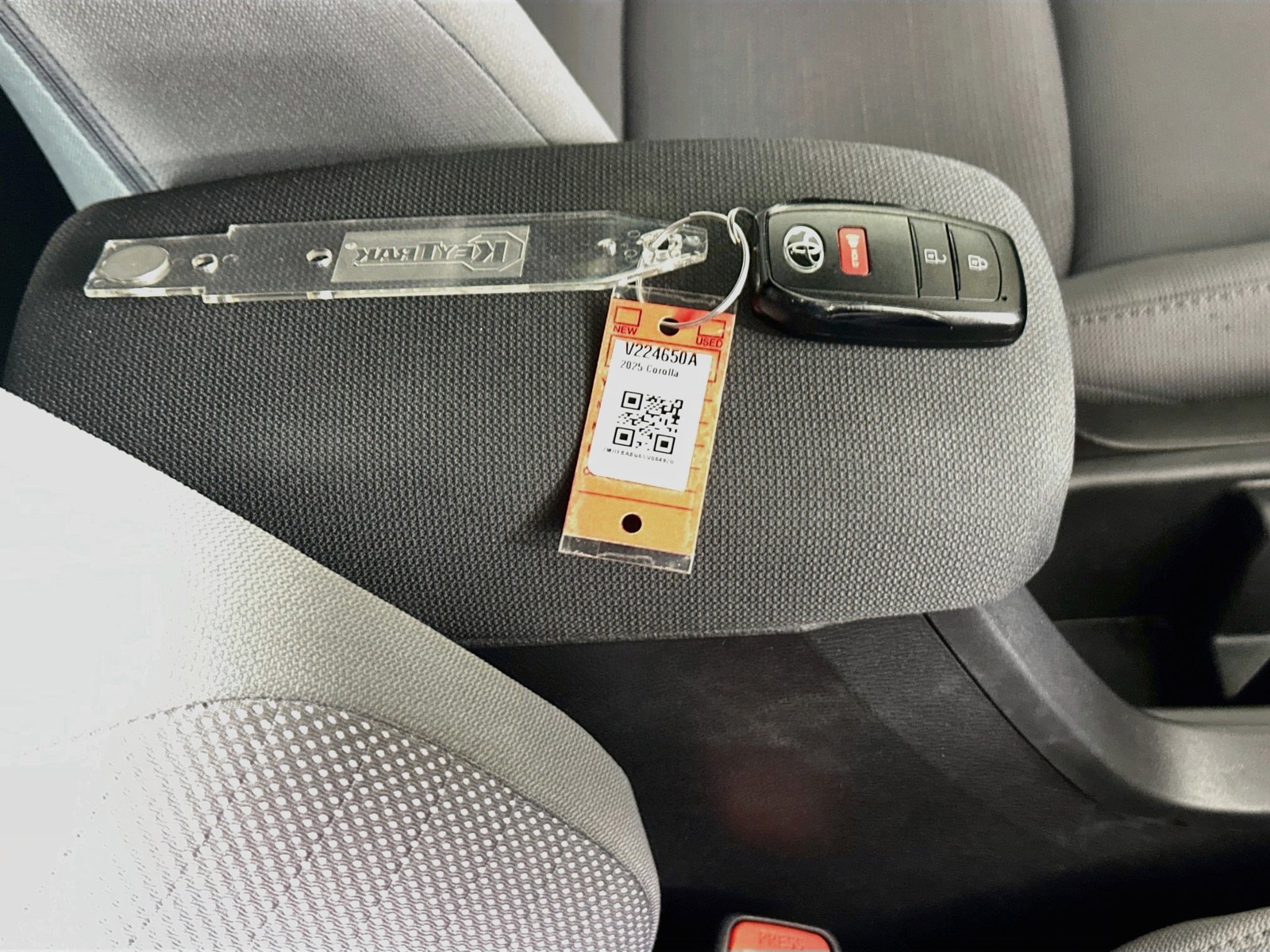 Certified Used 2025 Jet Black Toyota Hybrid SE image 33