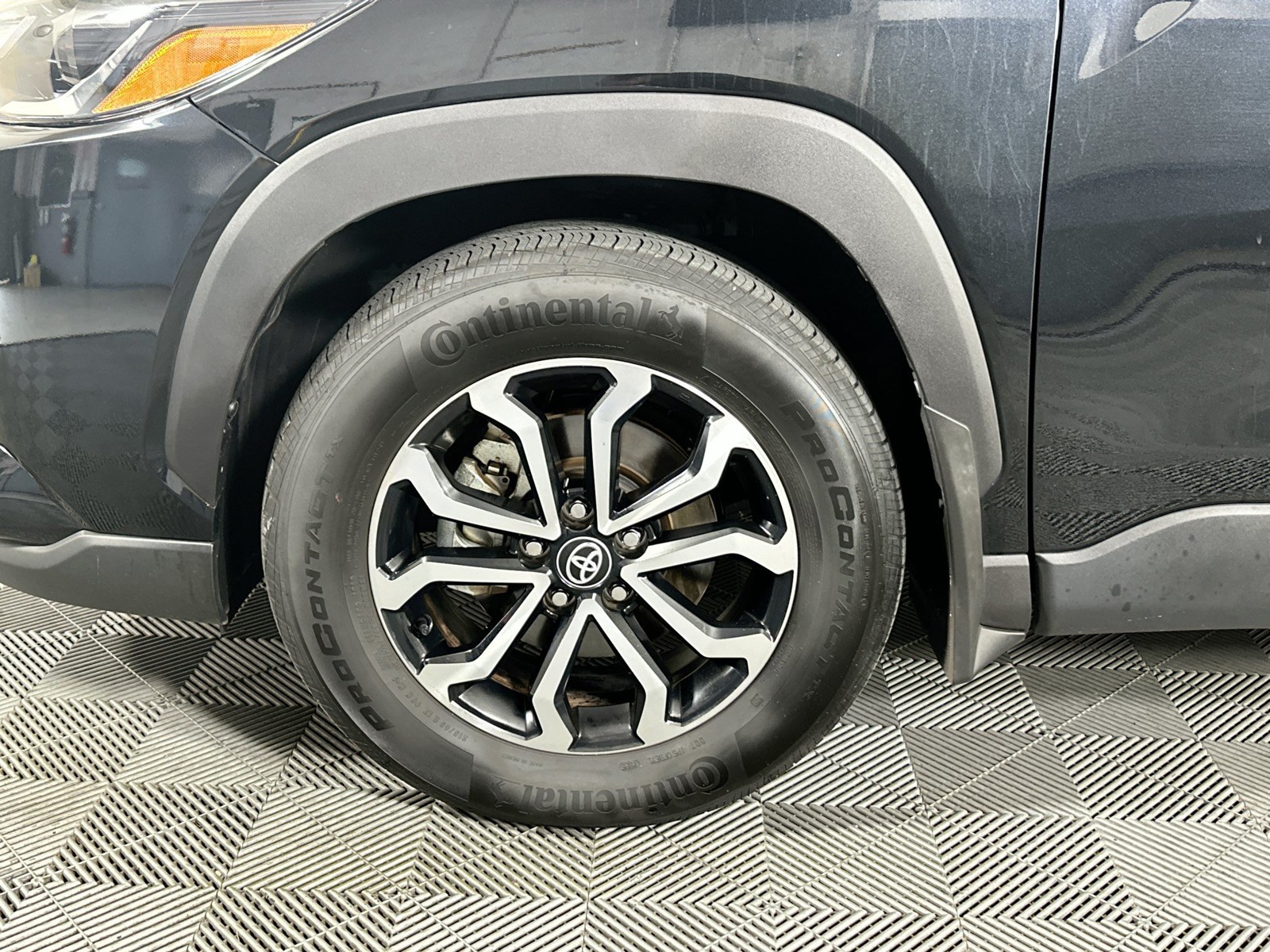 Certified Used 2025 Jet Black Toyota Hybrid SE image 11