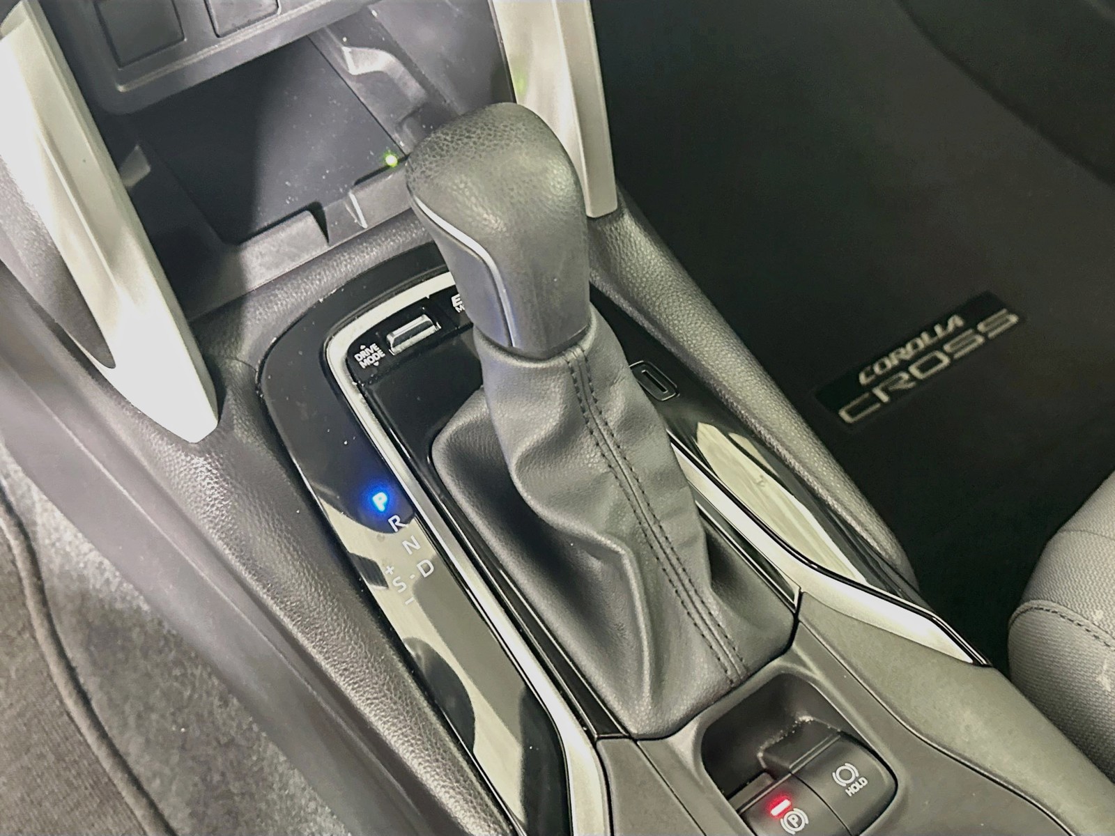 Certified Used 2025 Jet Black Toyota Hybrid SE image 21