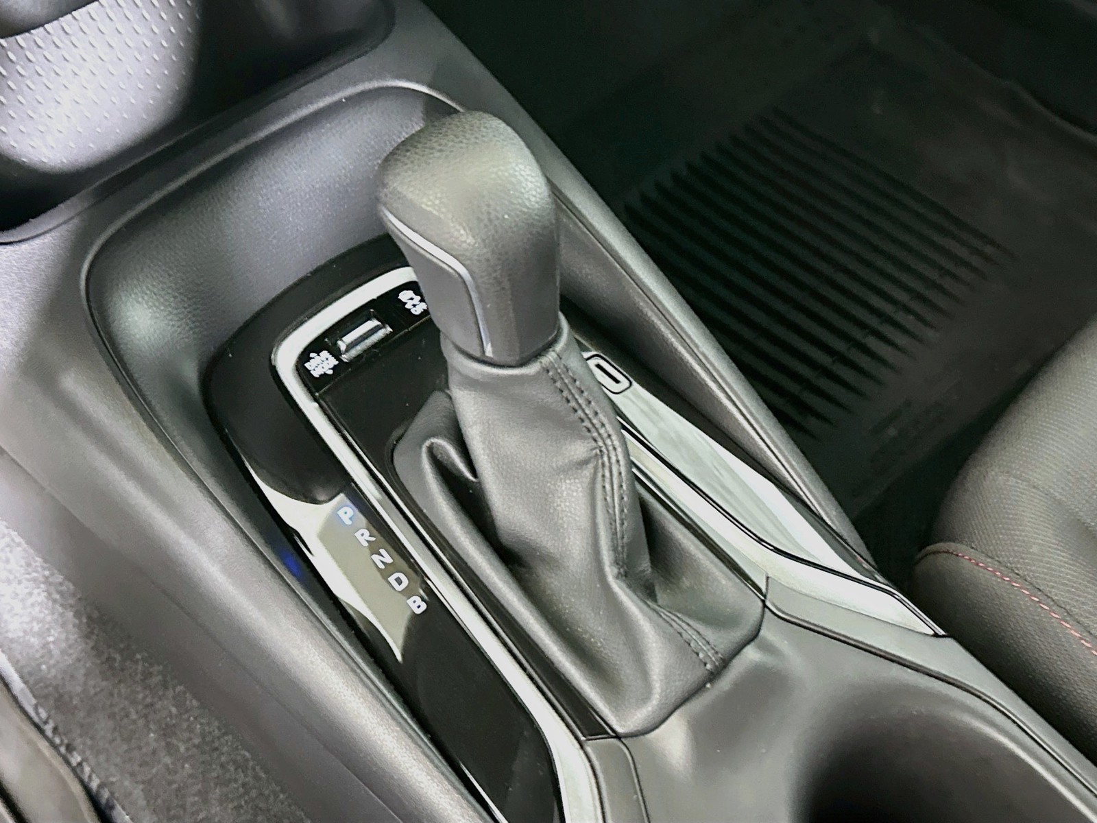 Certified Used 2026 Ice Toyota SE image 21