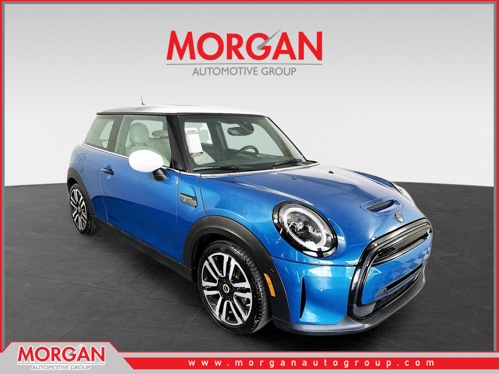 2023 MINI Hardtop Cooper SE's photo