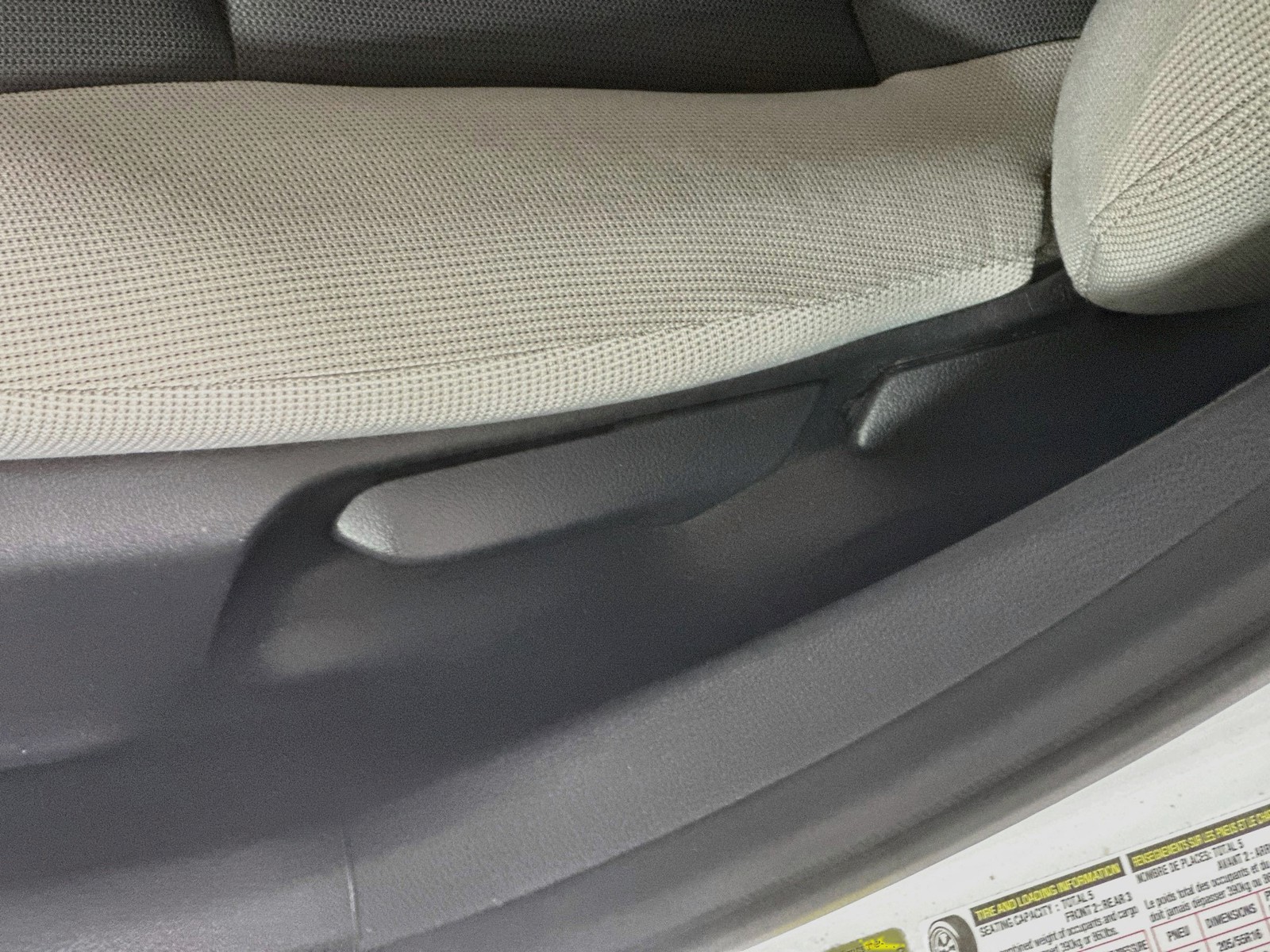 Certified Used 2025 Ice Toyota LE image 13
