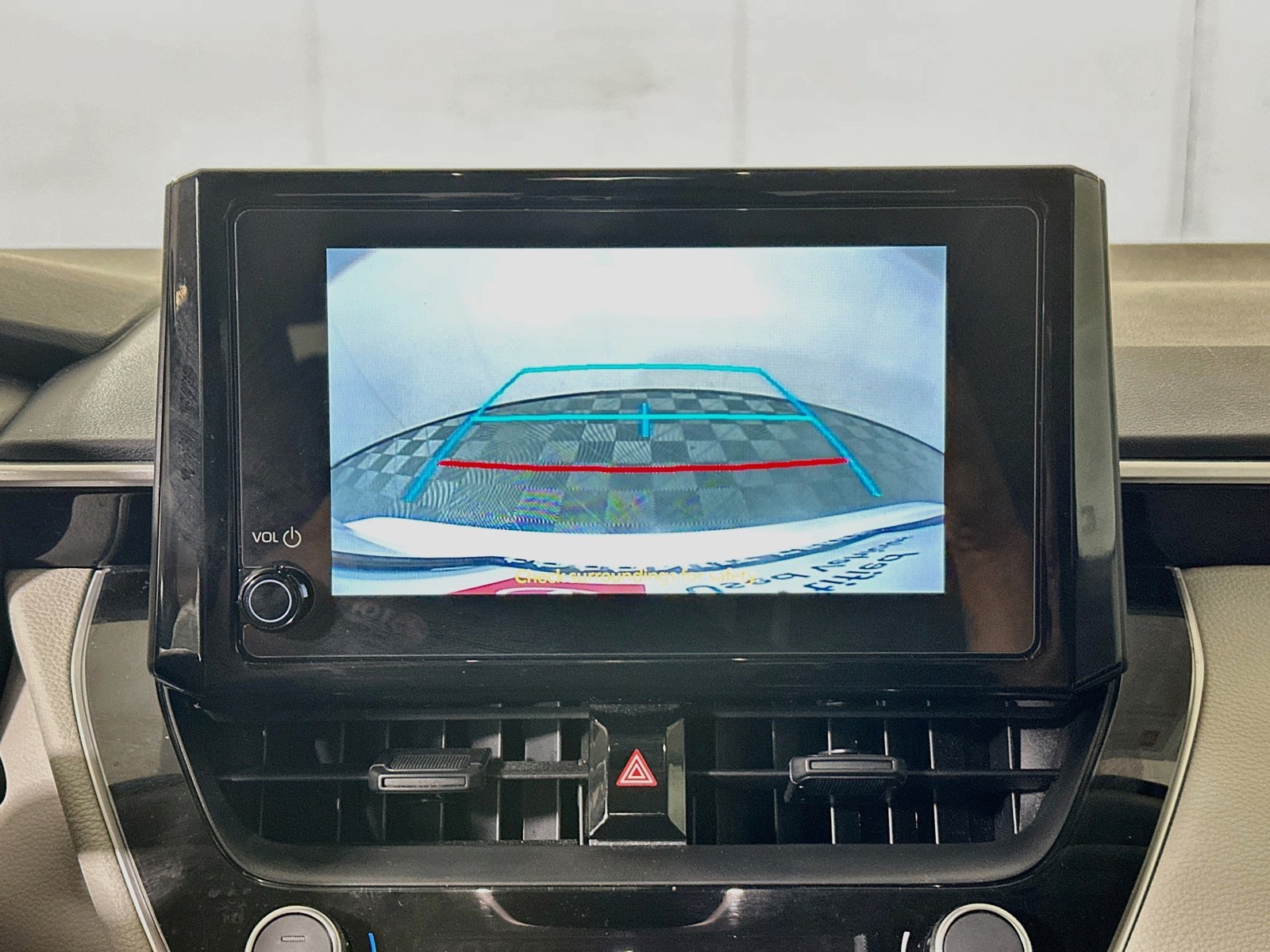 Certified Used 2025 Ice Toyota LE image 24