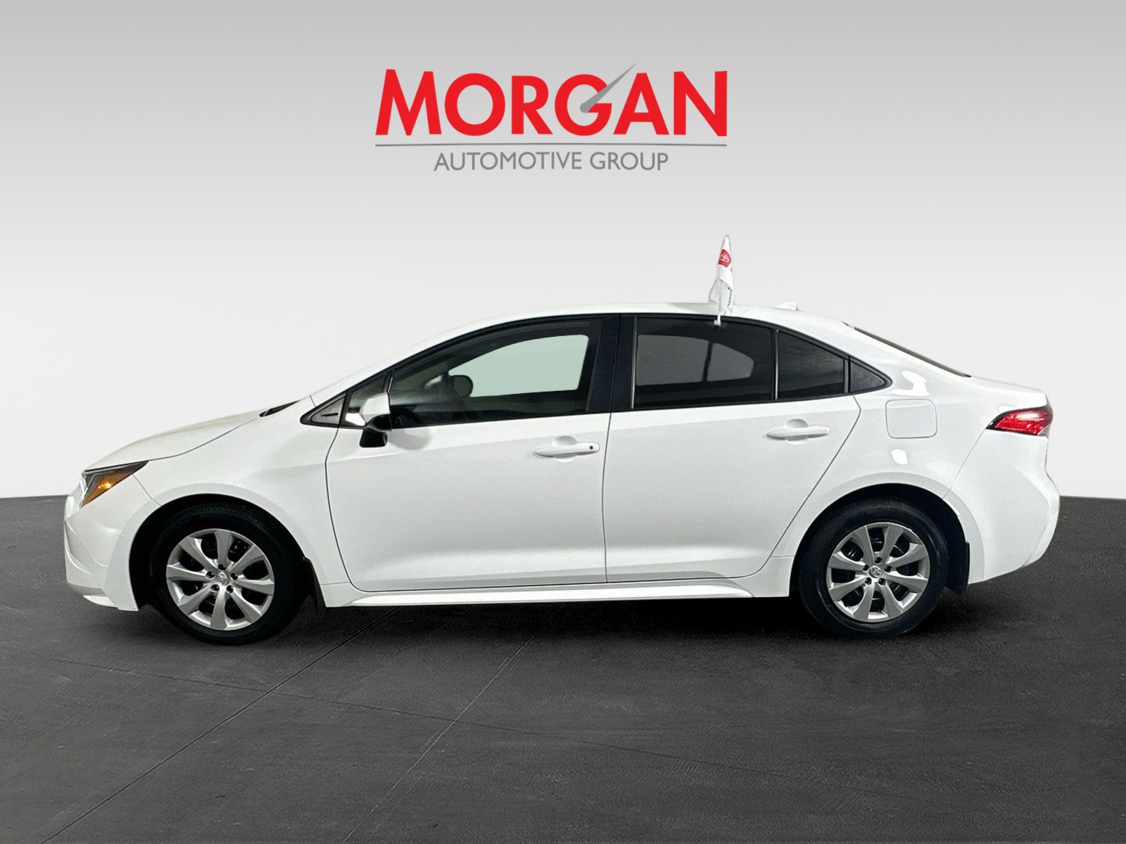 Certified Used 2025 Ice Toyota LE image 6