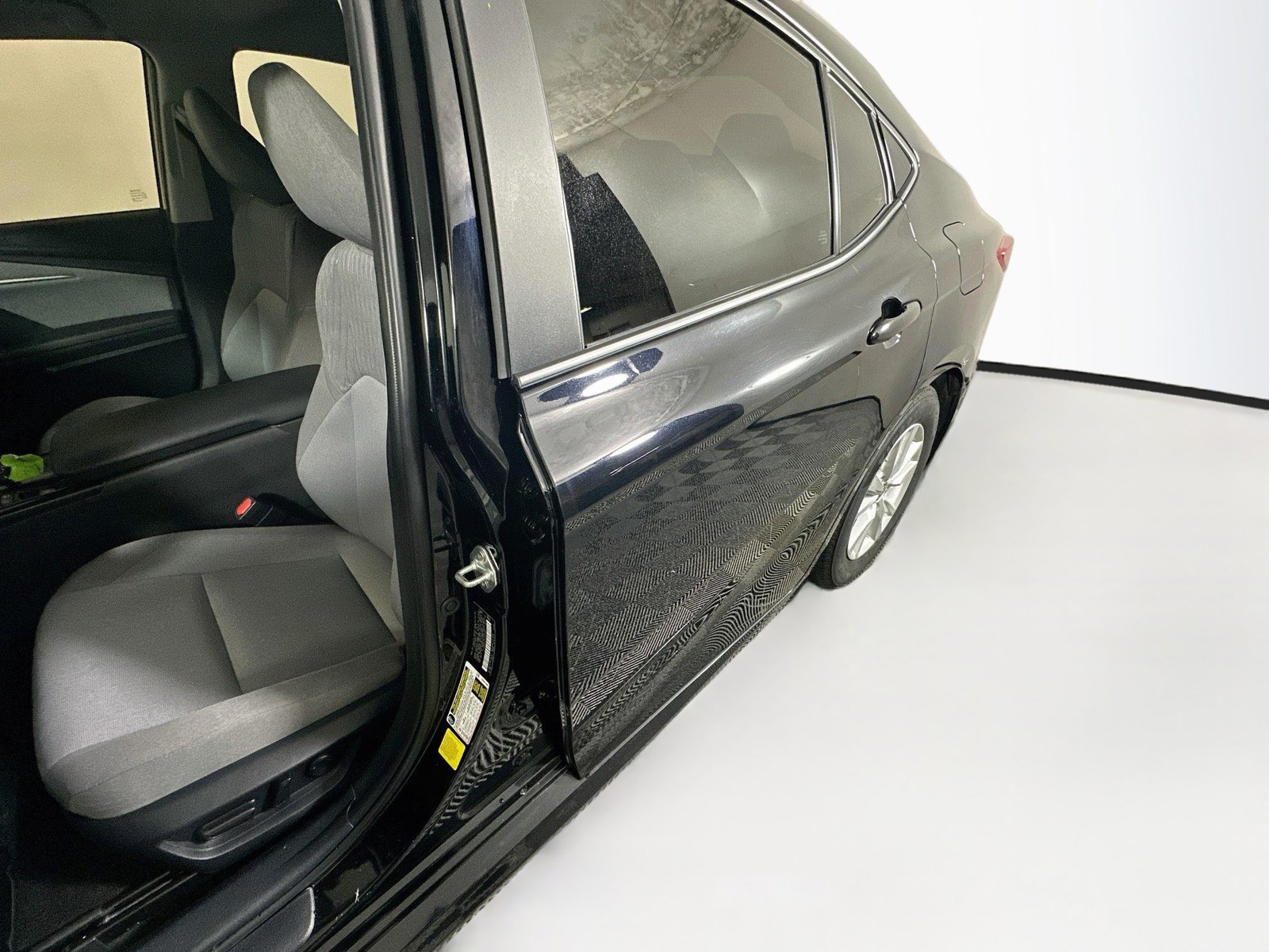 Used 2025 Midnight Black Metallic Toyota LE image 12
