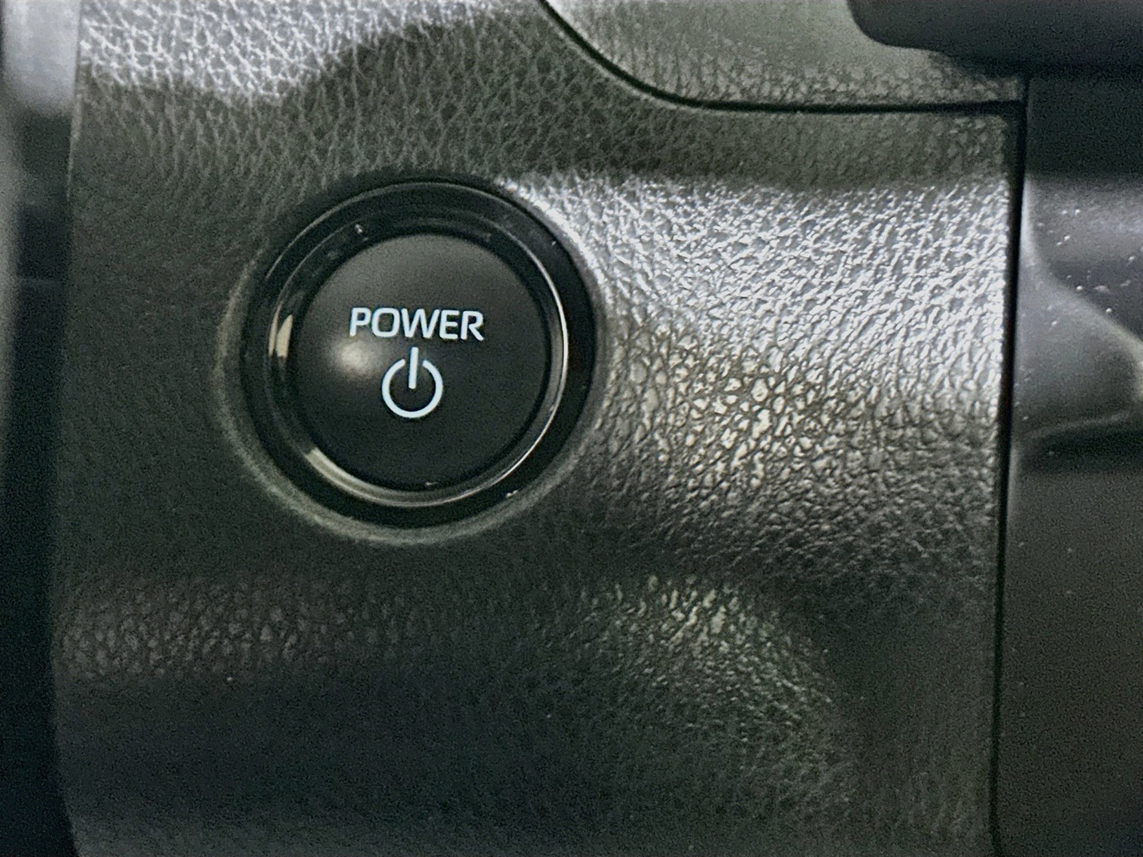 Used 2025 Midnight Black Metallic Toyota LE image 20
