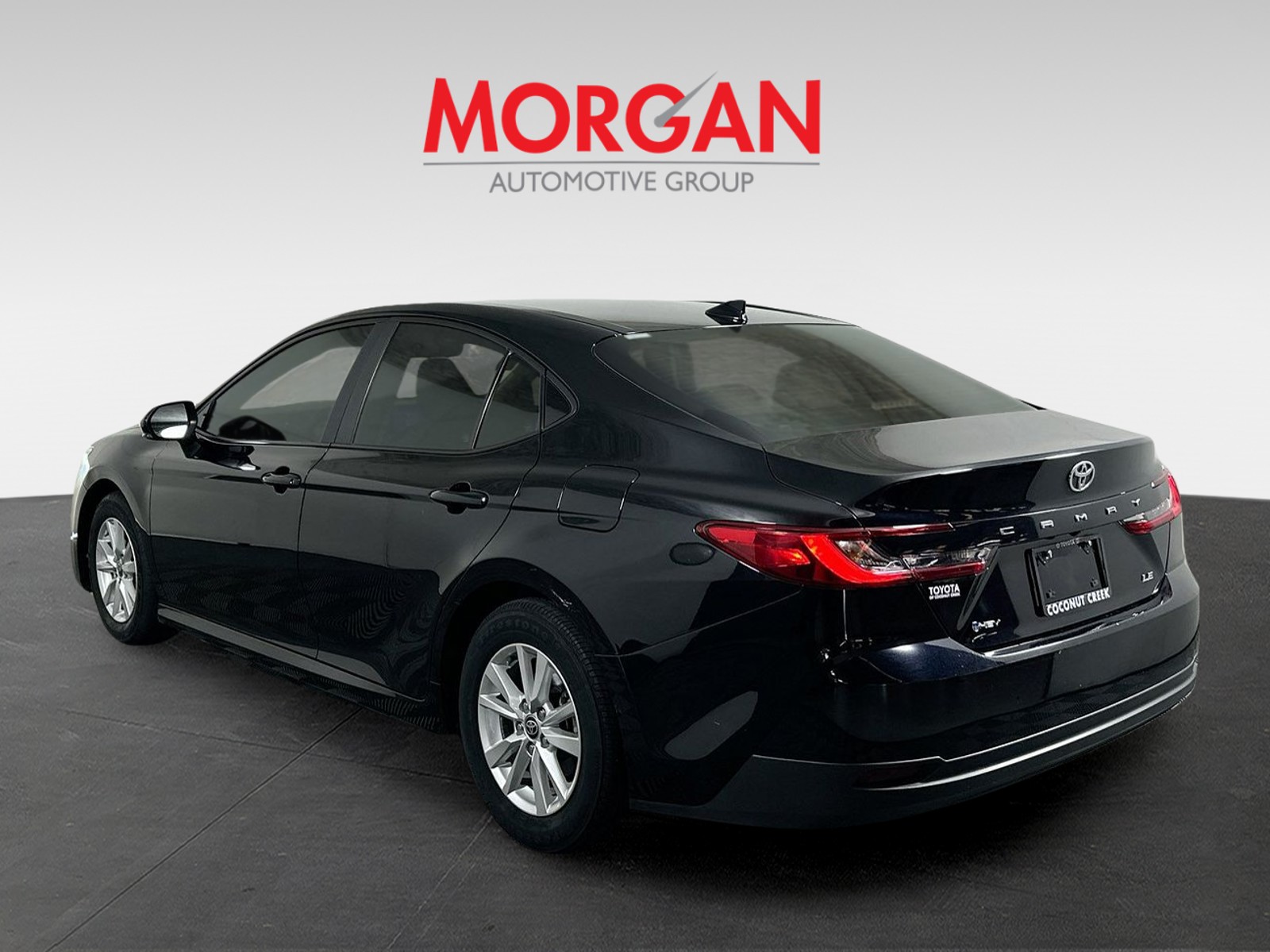 Used 2025 Midnight Black Metallic Toyota LE image 5