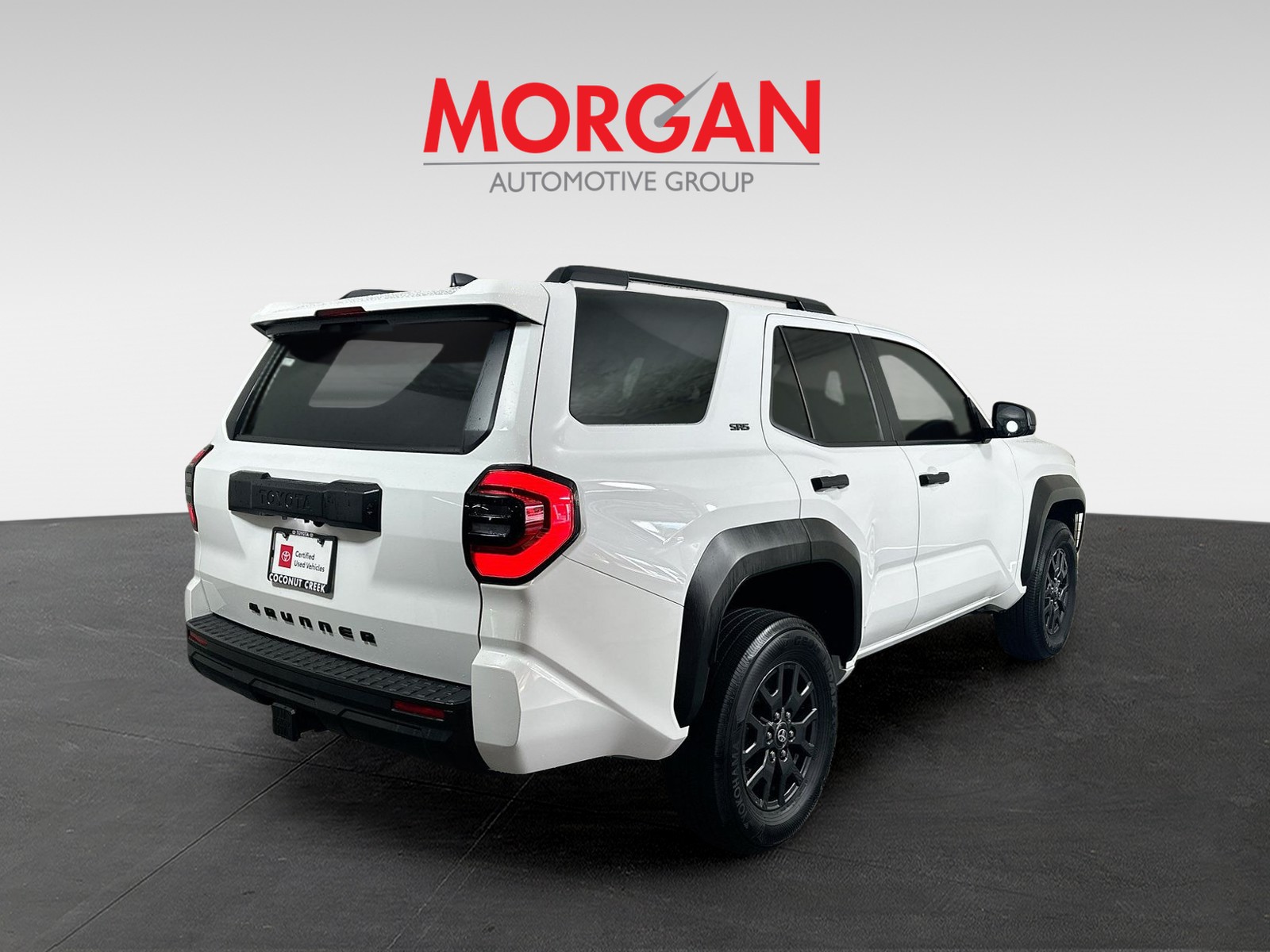 Used 2025 Ice Toyota SR5 image 3