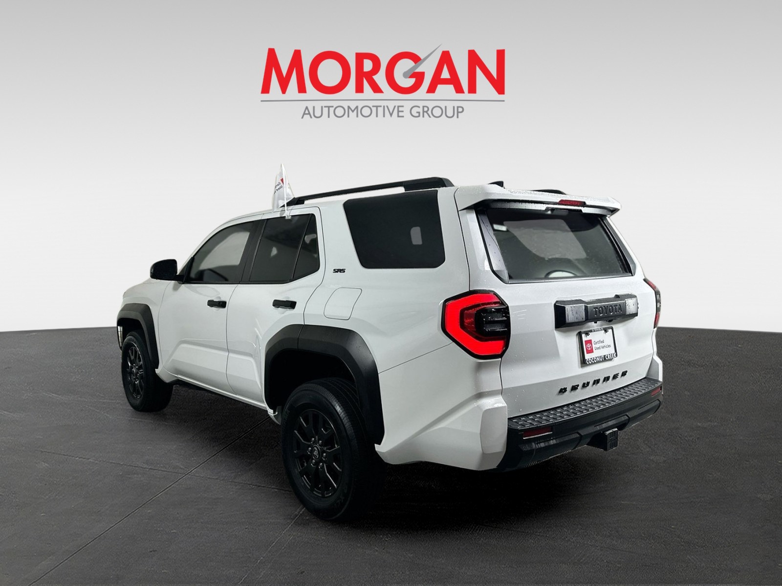 Used 2025 Ice Toyota SR5 image 5