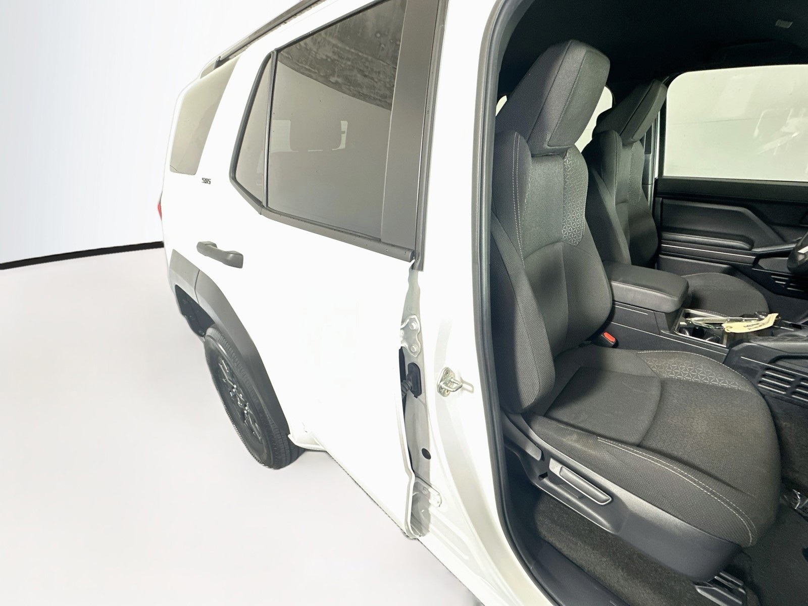 Used 2025 Ice Toyota SR5 image 28
