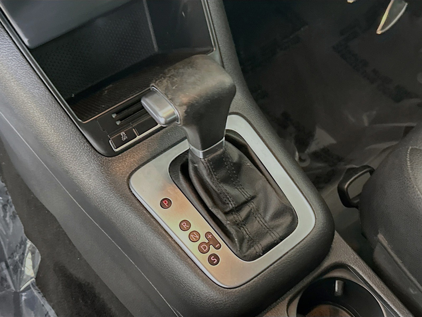 Used 2010 Brown Volkswagen S image 20