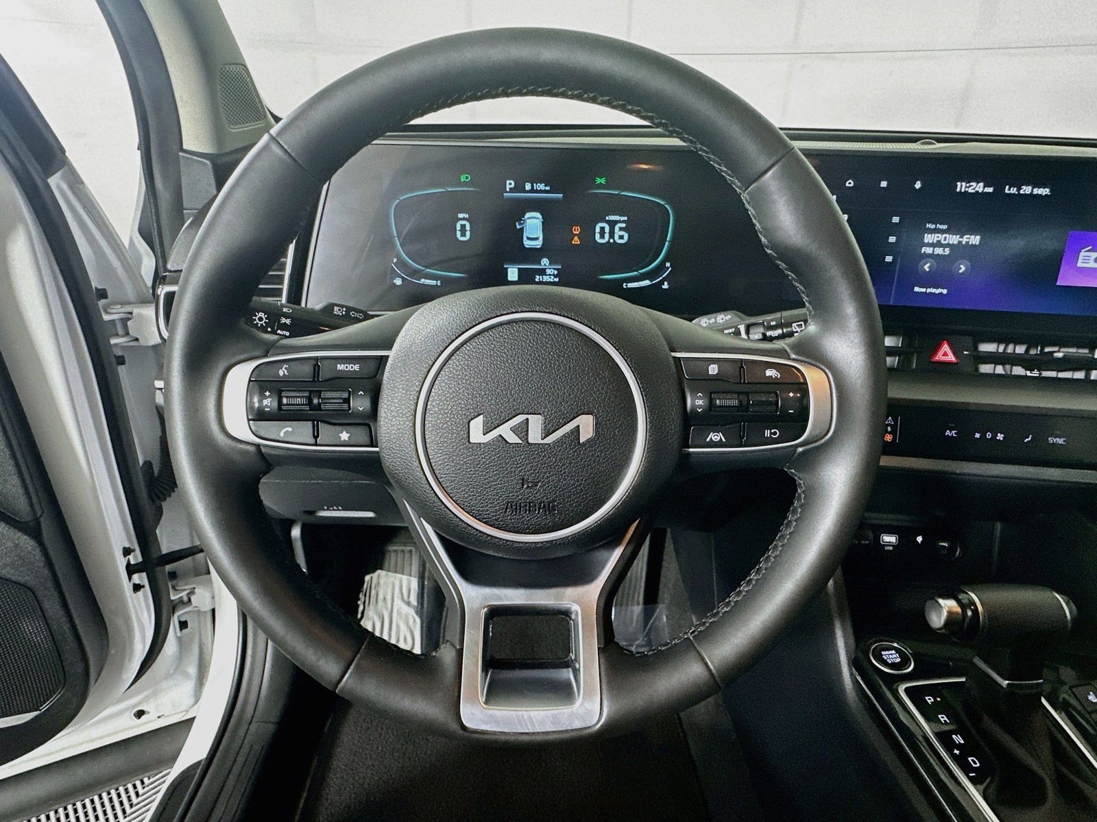 Used 2023 Glacial White Pearl Kia EX image 15