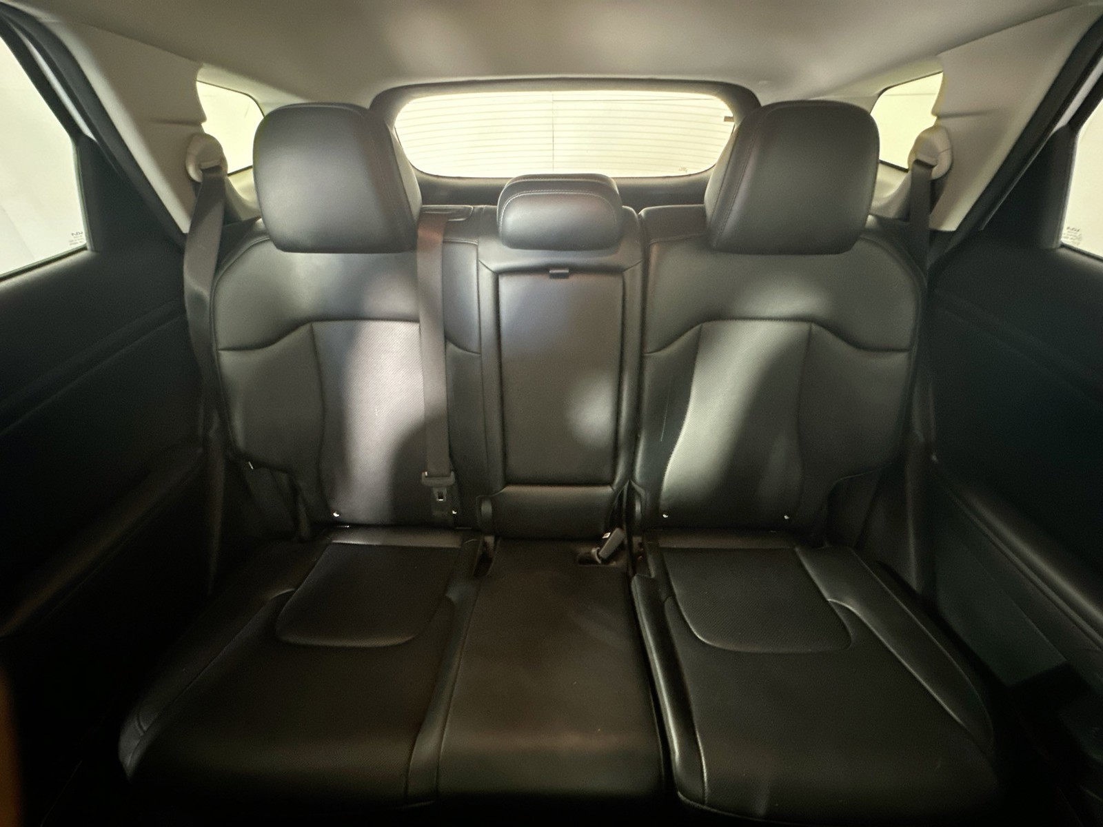 Used 2023 Glacial White Pearl Kia EX image 30
