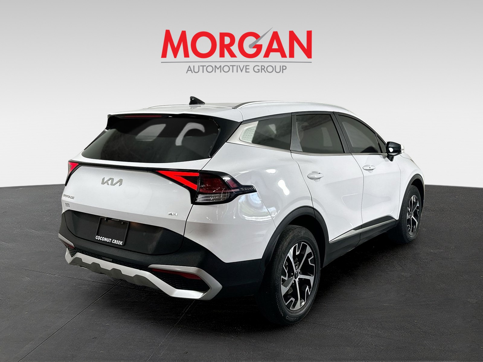 Used 2023 Glacial White Pearl Kia EX image 3