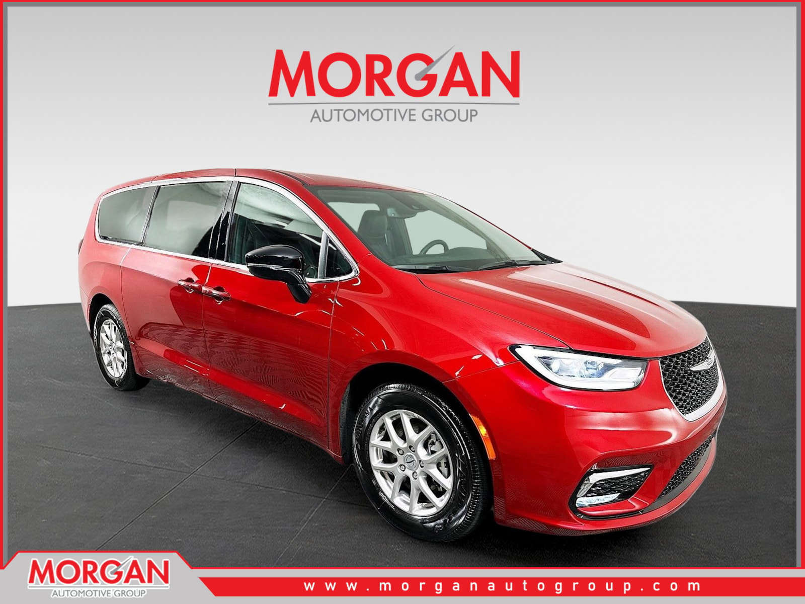 2025 Chrysler Pacifica Select's photo