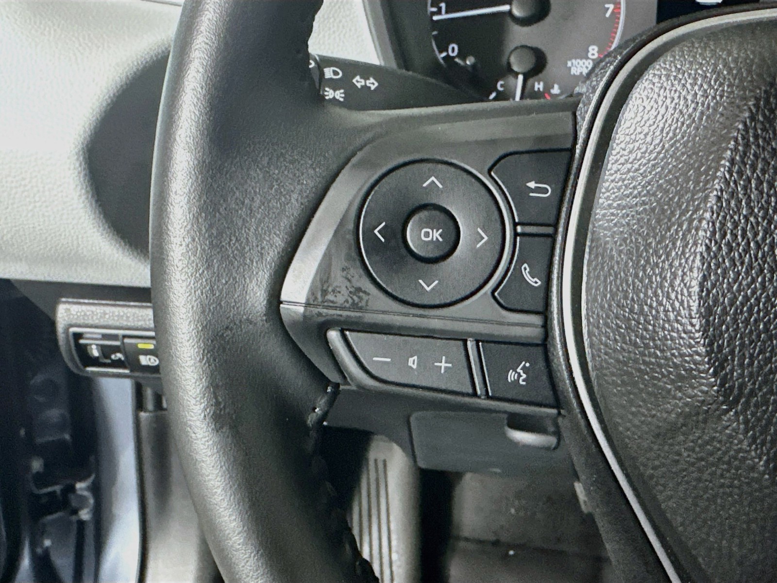 Certified Used 2025 Celestite Toyota SE image 16