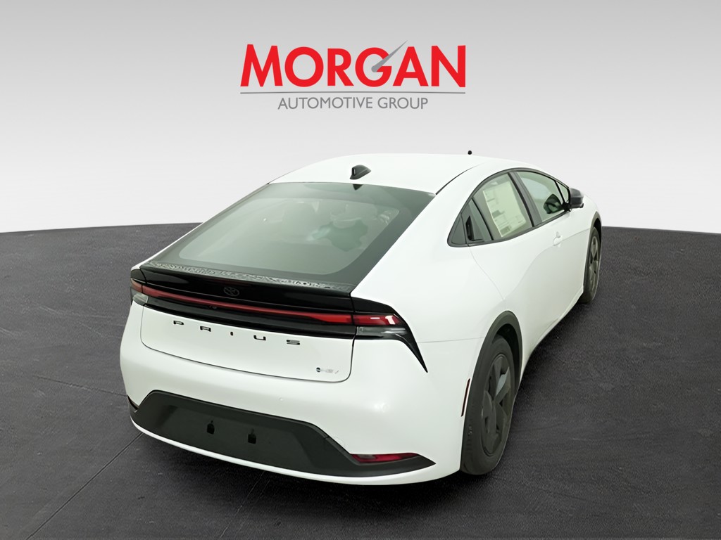 New 2027 Pearl Toyota LE image 8