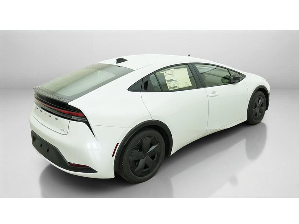 New 2027 Pearl Toyota LE image 9