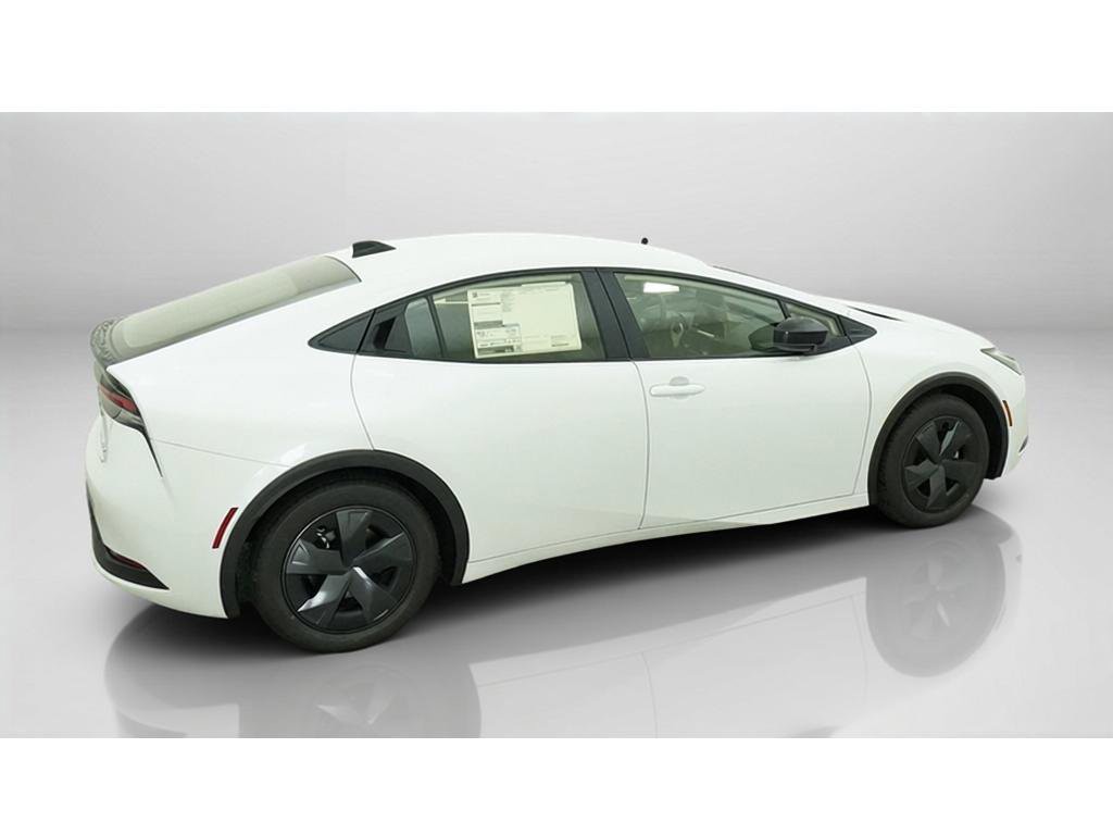 New 2027 Pearl Toyota LE image 10
