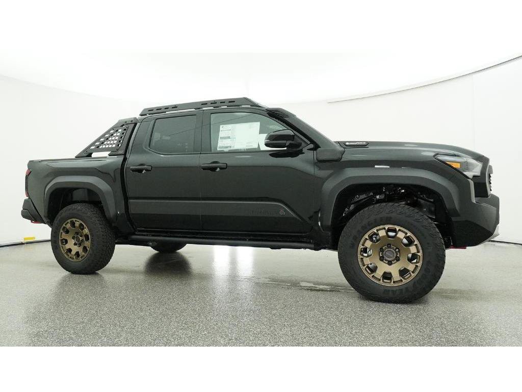 New 2026 Black Toyota Trailhunter Hybrid image 28