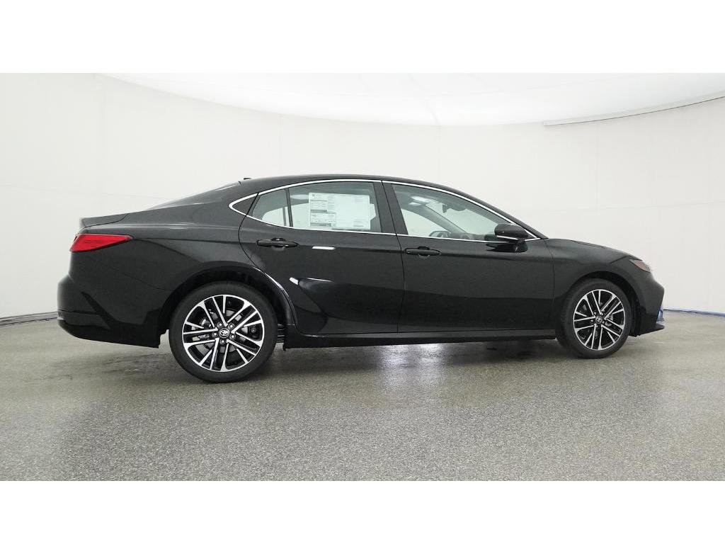 New 2026 Midnight Black Metallic Toyota XLE image 26