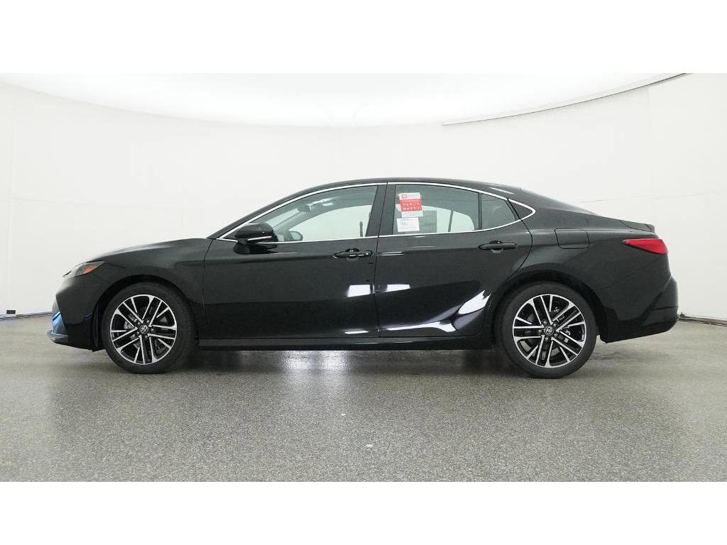 New 2026 Midnight Black Metallic Toyota XLE image 19
