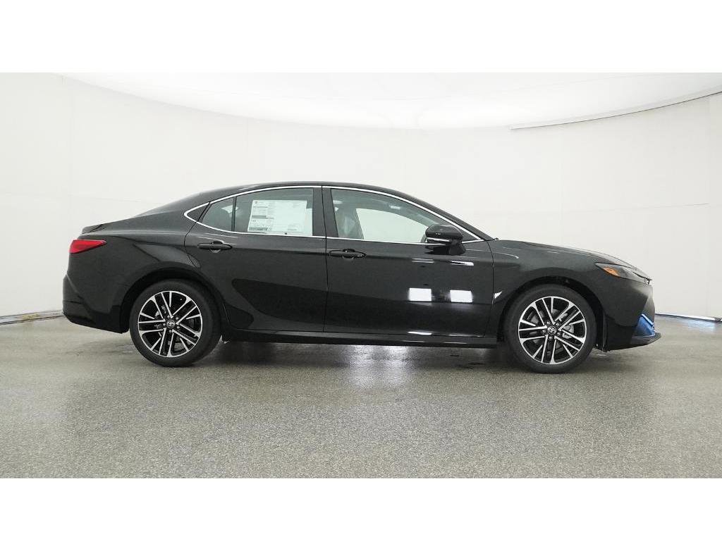 New 2026 Midnight Black Metallic Toyota XLE image 27