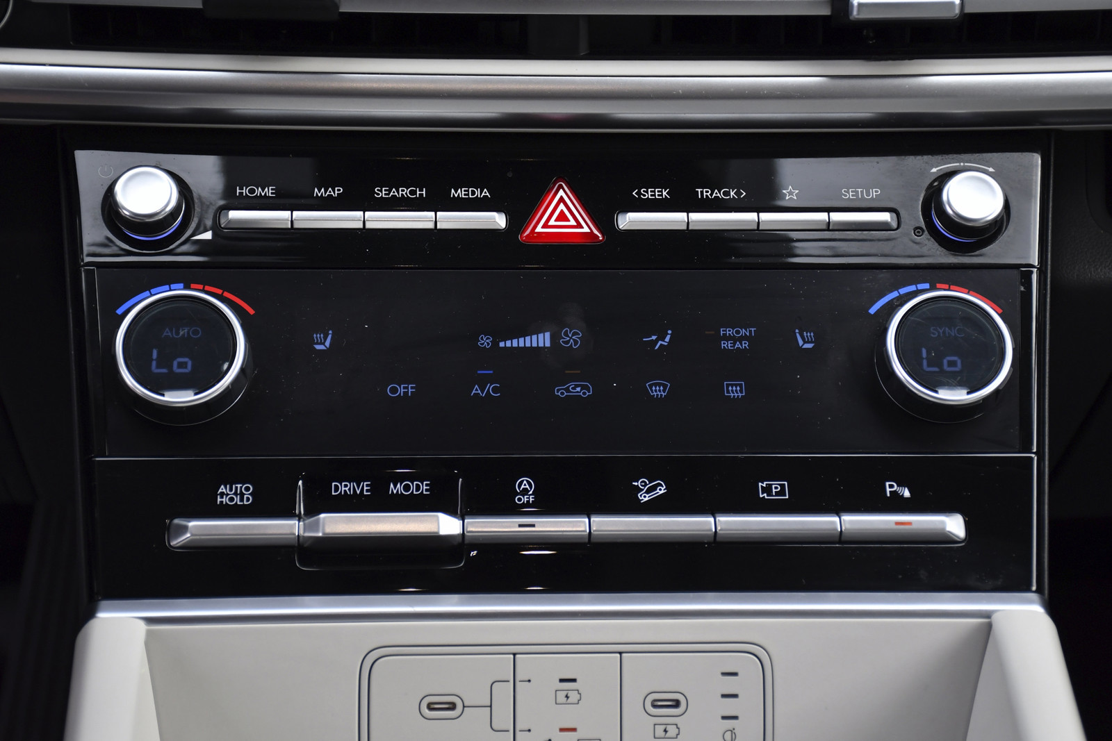 Used 2025 Serenity White Hyundai SEL image 14