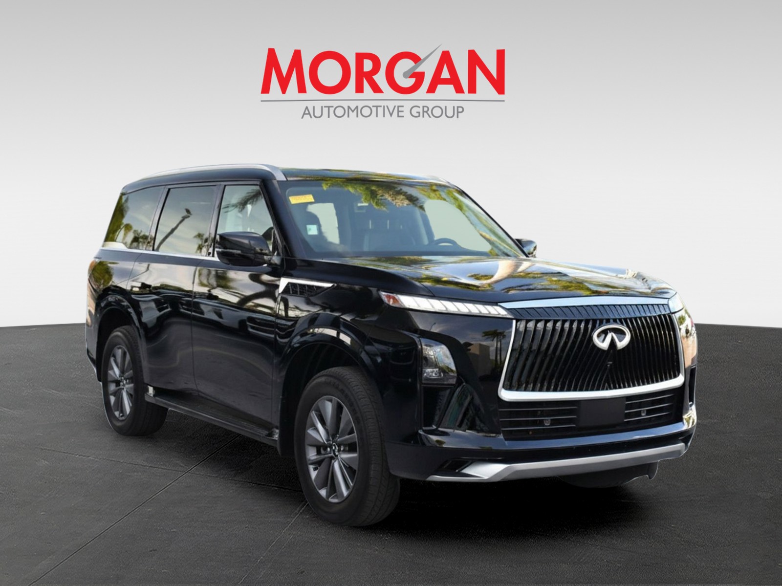 Used 2025 Black Obsidian INFINITI PURE image 3