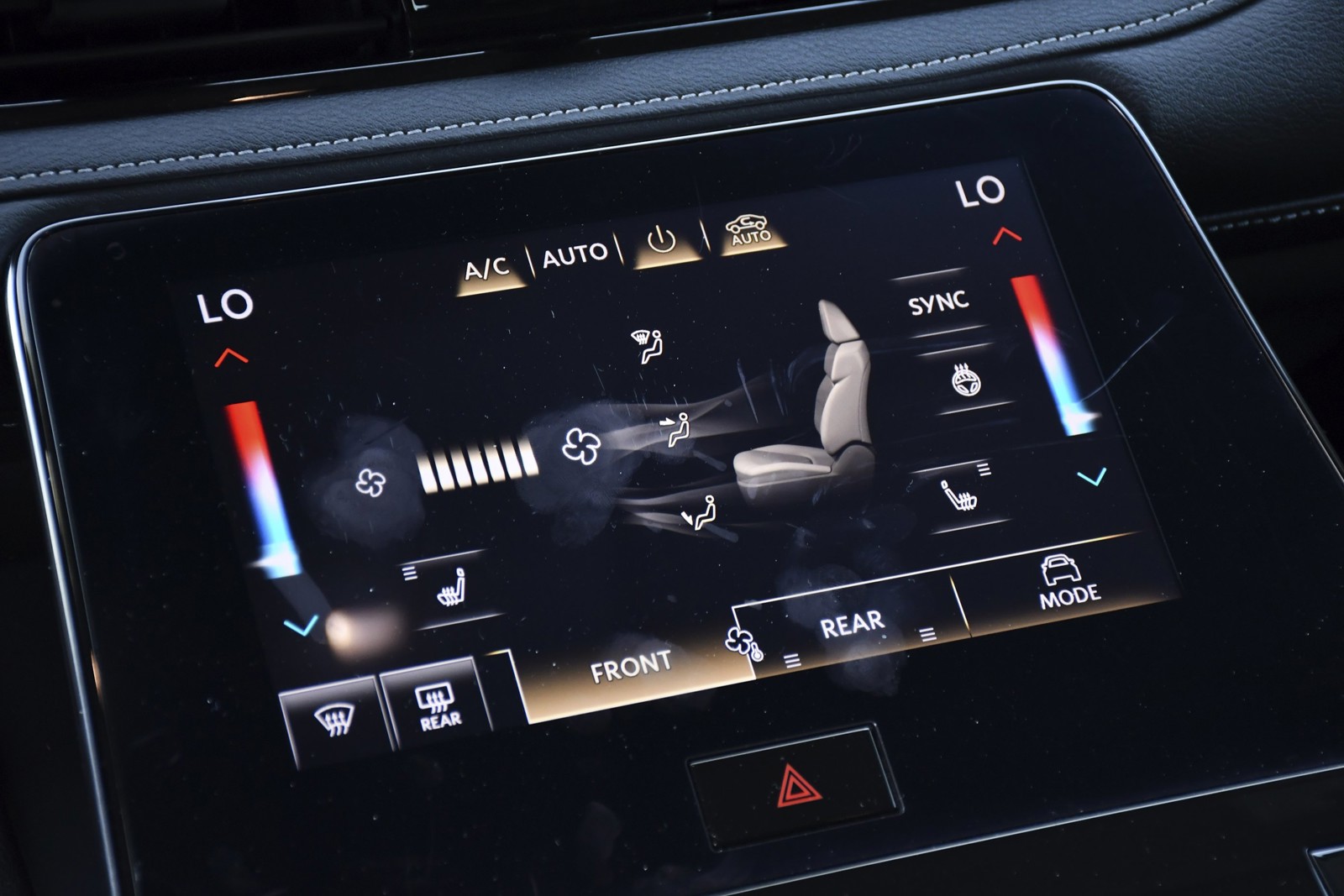 Used 2025 Black Obsidian INFINITI PURE image 13