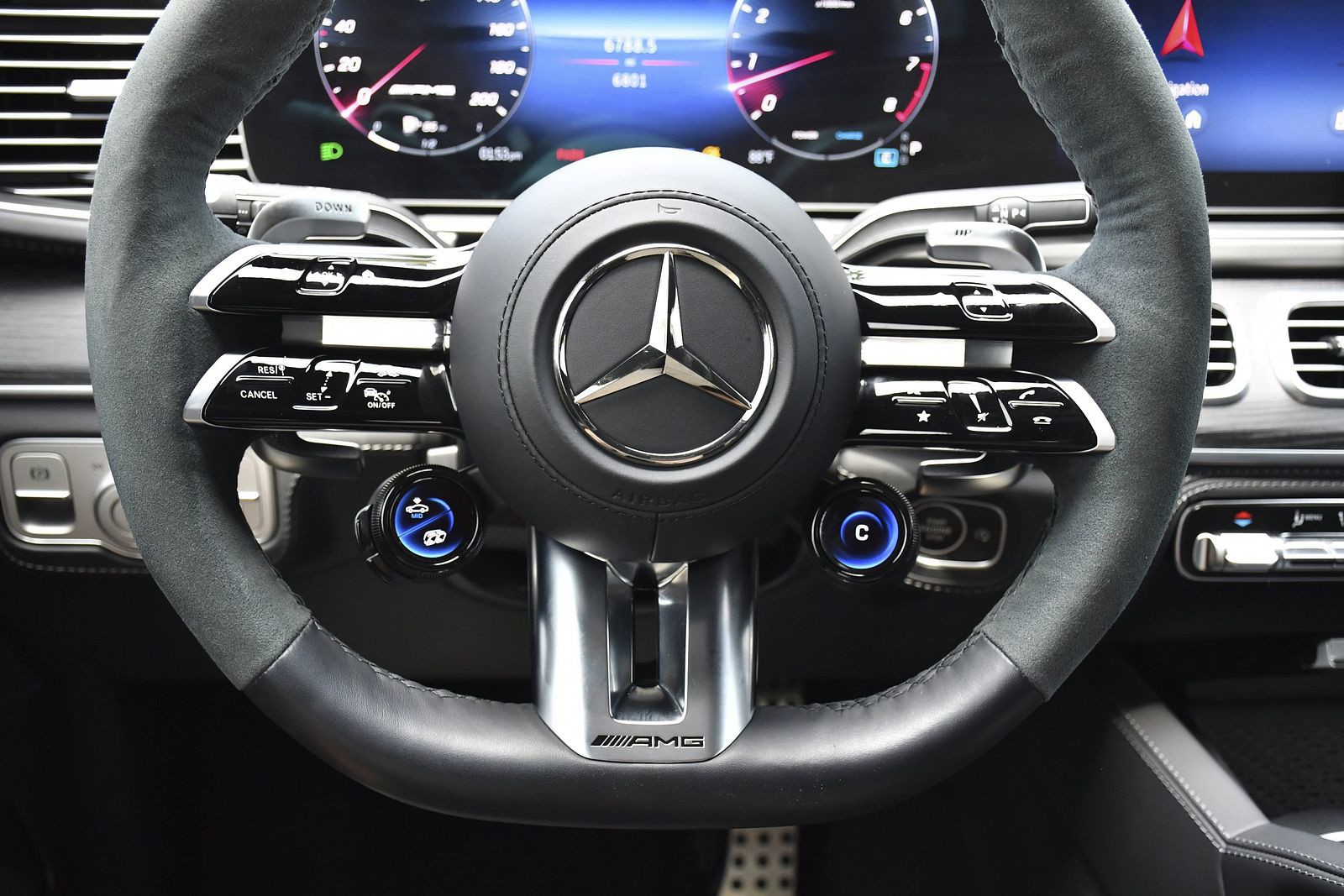 Used 2025 Gray Mercedes-Benz AMG® GLS 63 image 7