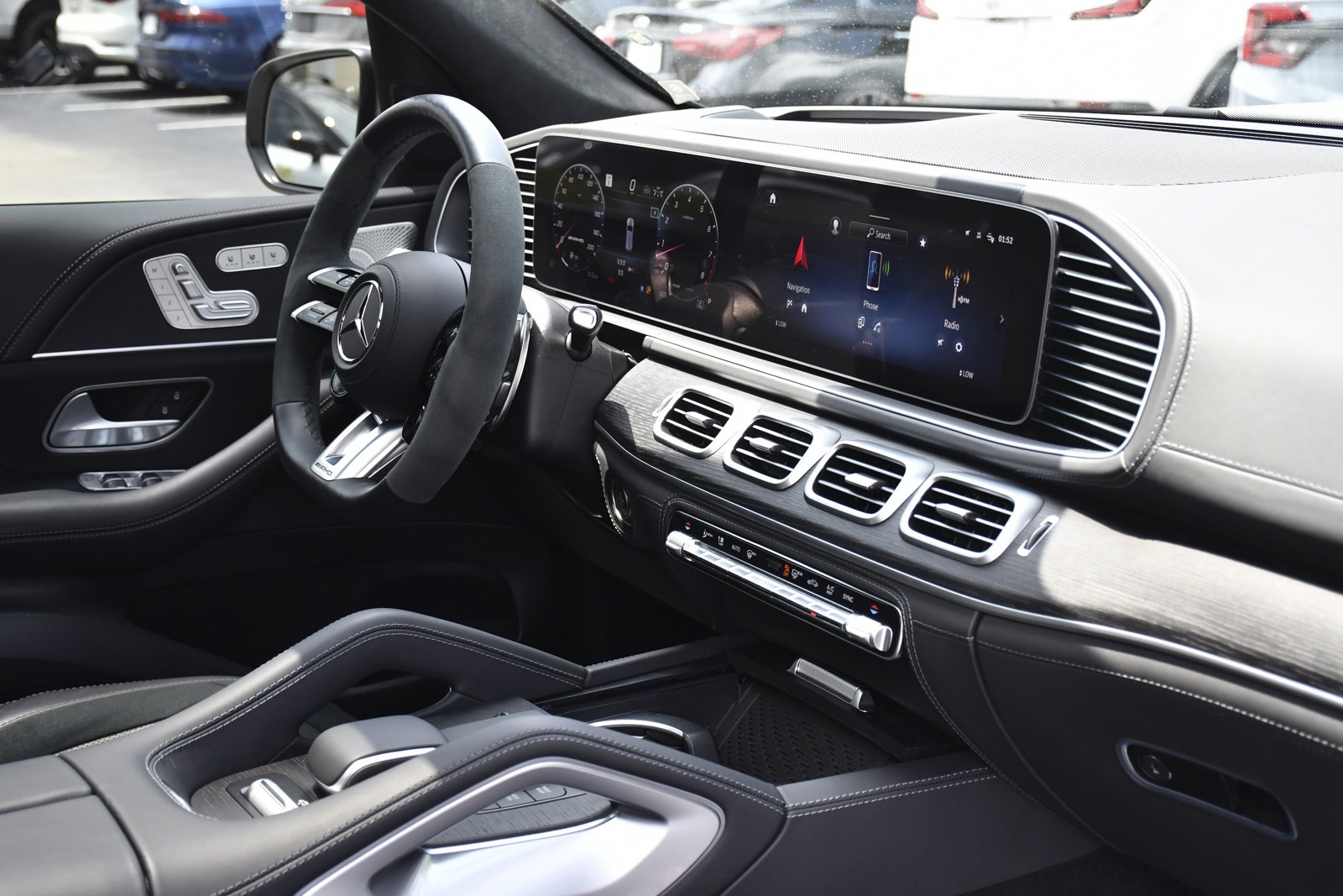 Used 2025 Gray Mercedes-Benz AMG® GLS 63 image 31