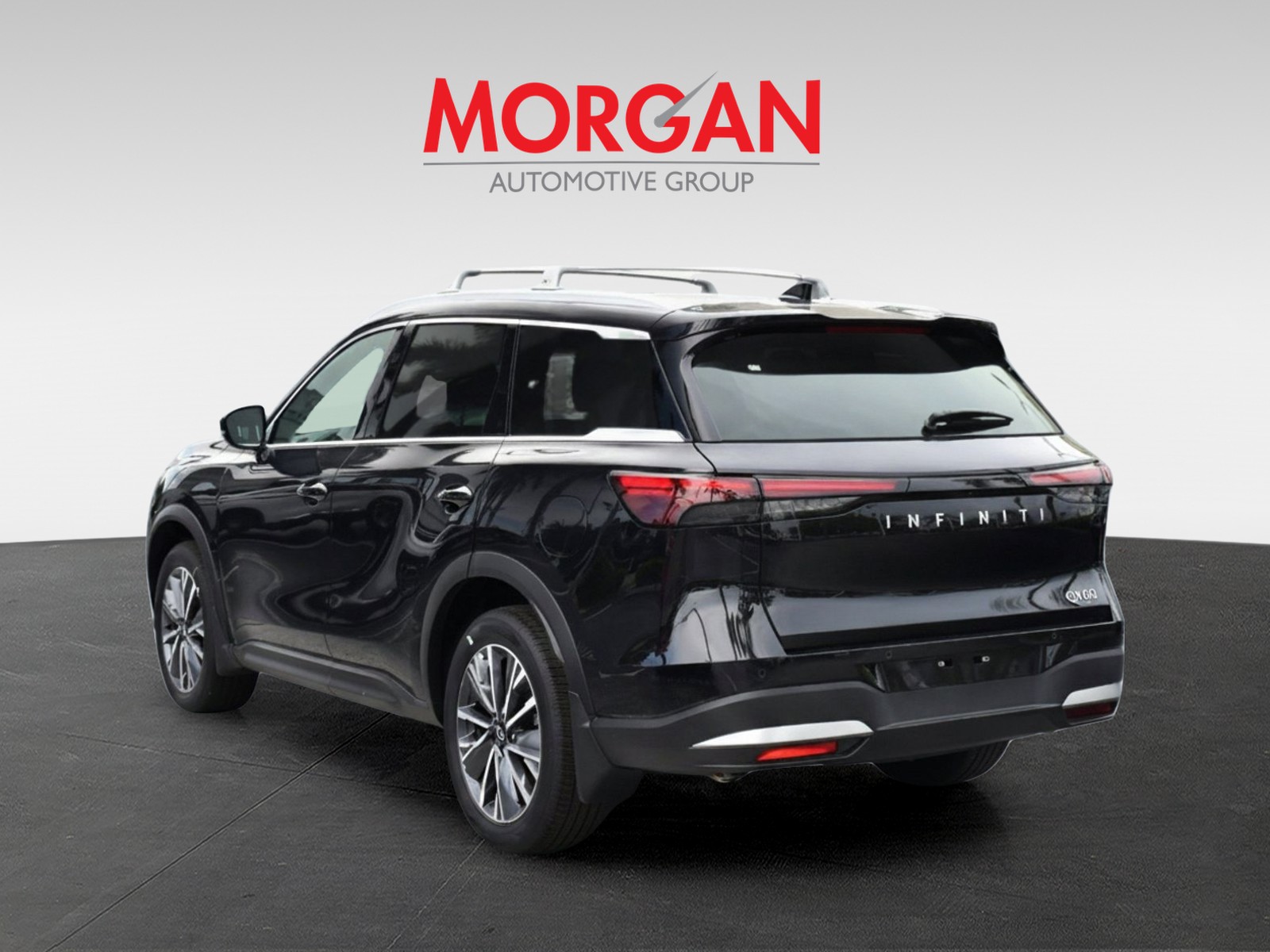New 2027 Mineral Black INFINITI LUXE image 6