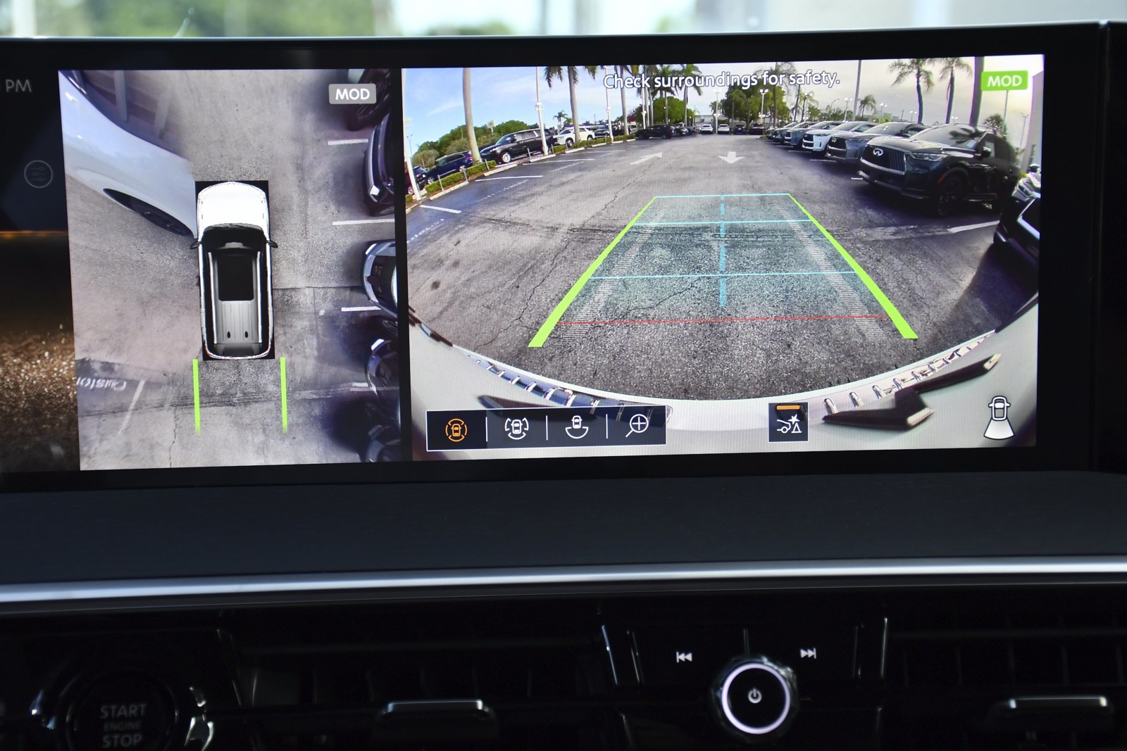 New 2026 Radiant White/Black Obsidian INFINITI SPORT image 20